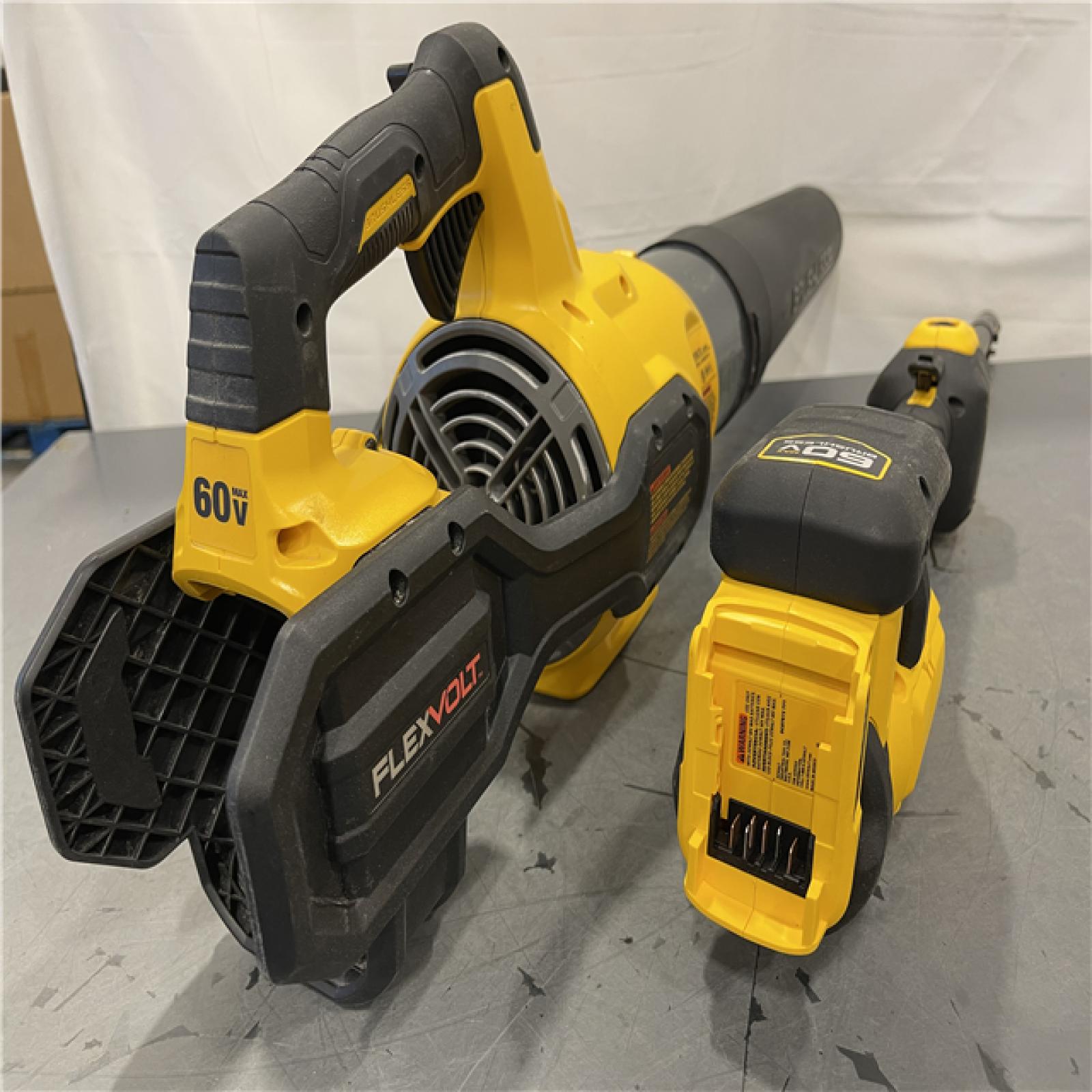 AS-IS - DeWalt LEXVOLT 60V MAX Cordless Battery Powered String Trimmer & Blower Combo Kit