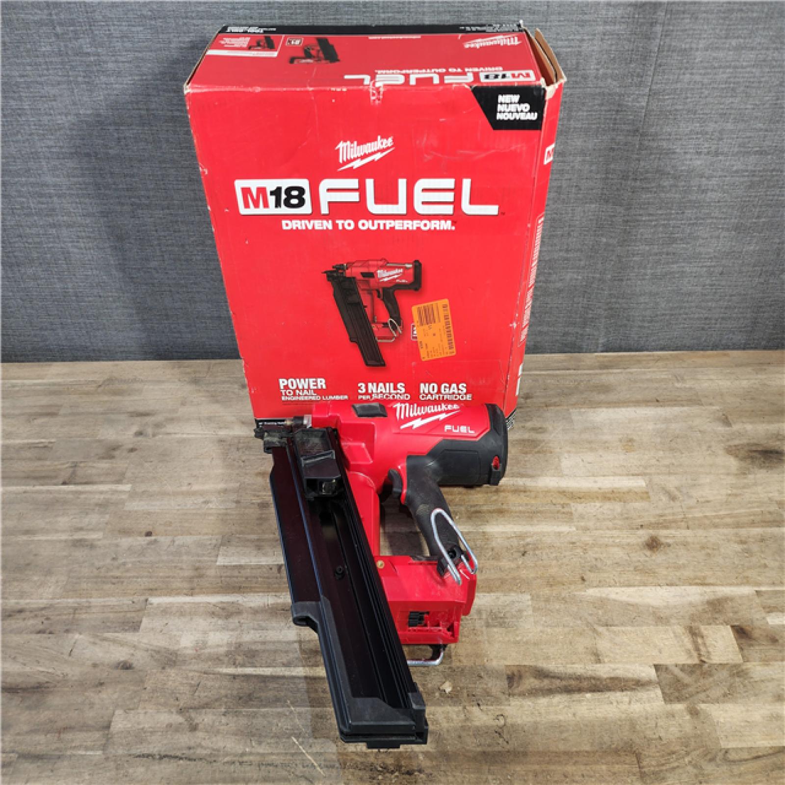HOUSTON LOCATION - AS-IS Milwaukee 2744-20 M18 FUEL 3-1/2 in. 18V 21-Degree Lithium-Ion Brushless Cordless Framing Nailer (Tool-Only)
