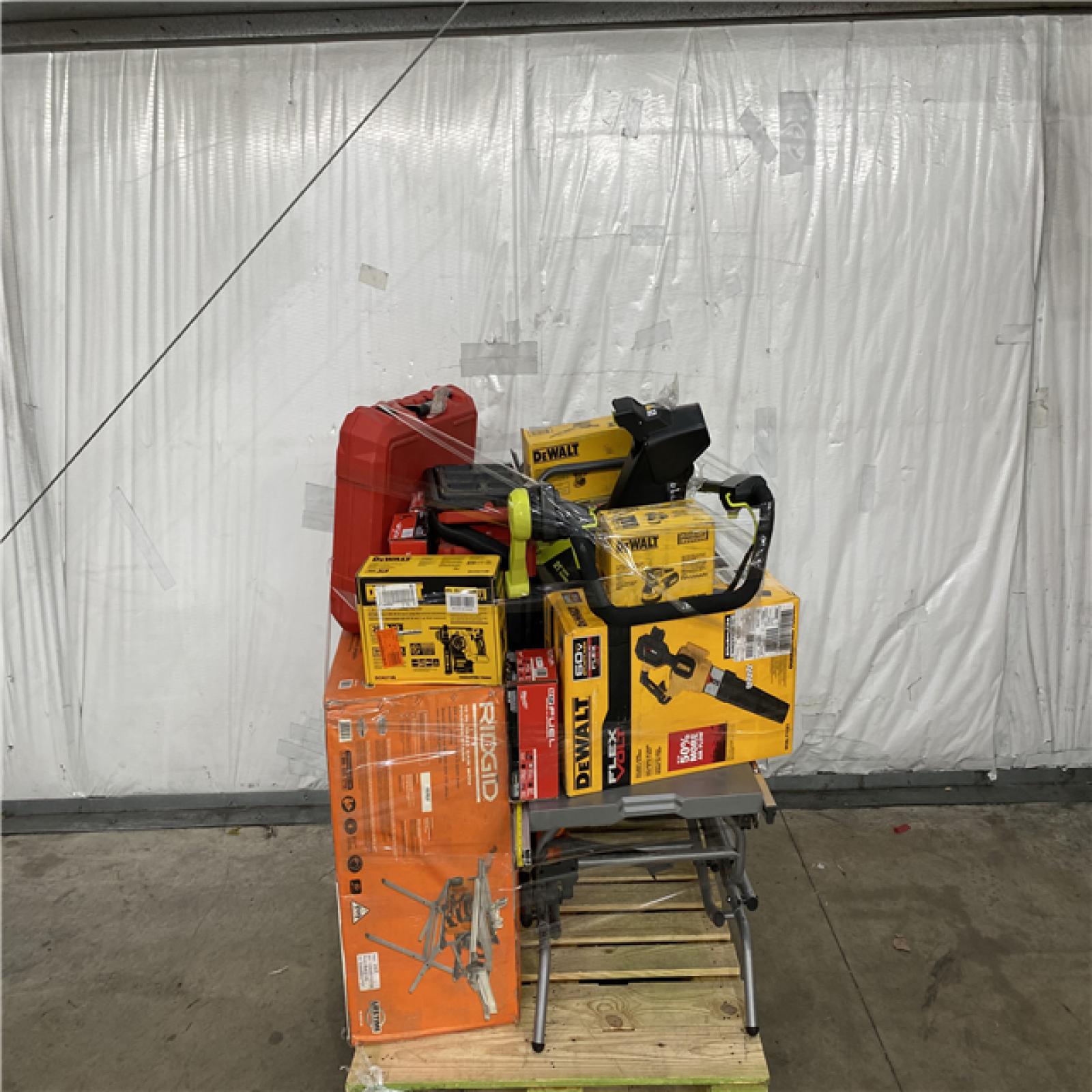 Houston Location AS IS - Tool Pallet