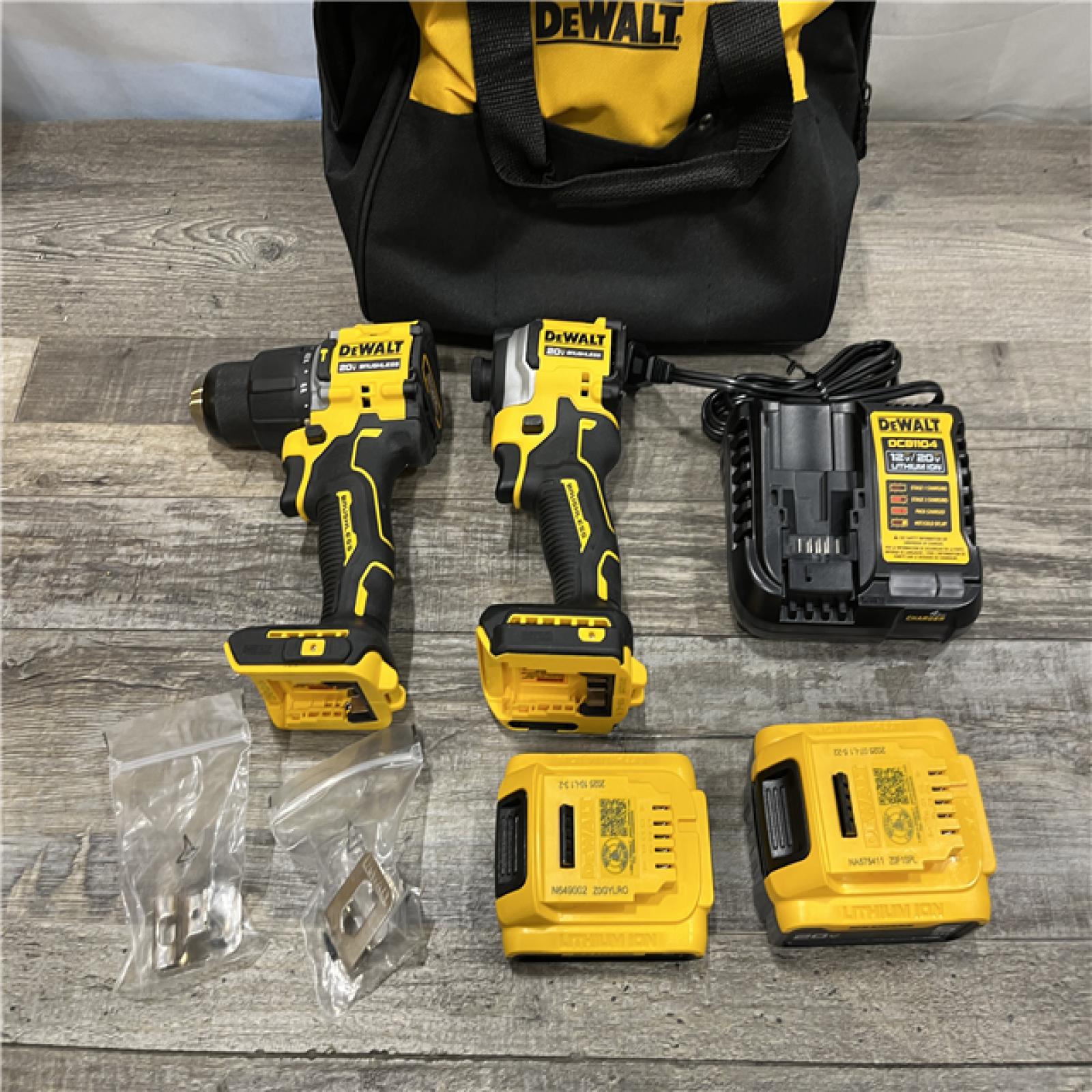 LIKE NEW - DEWALT ATOMIC 20V MAX Lithium-Ion Cordless 2-Tool Combo Kit