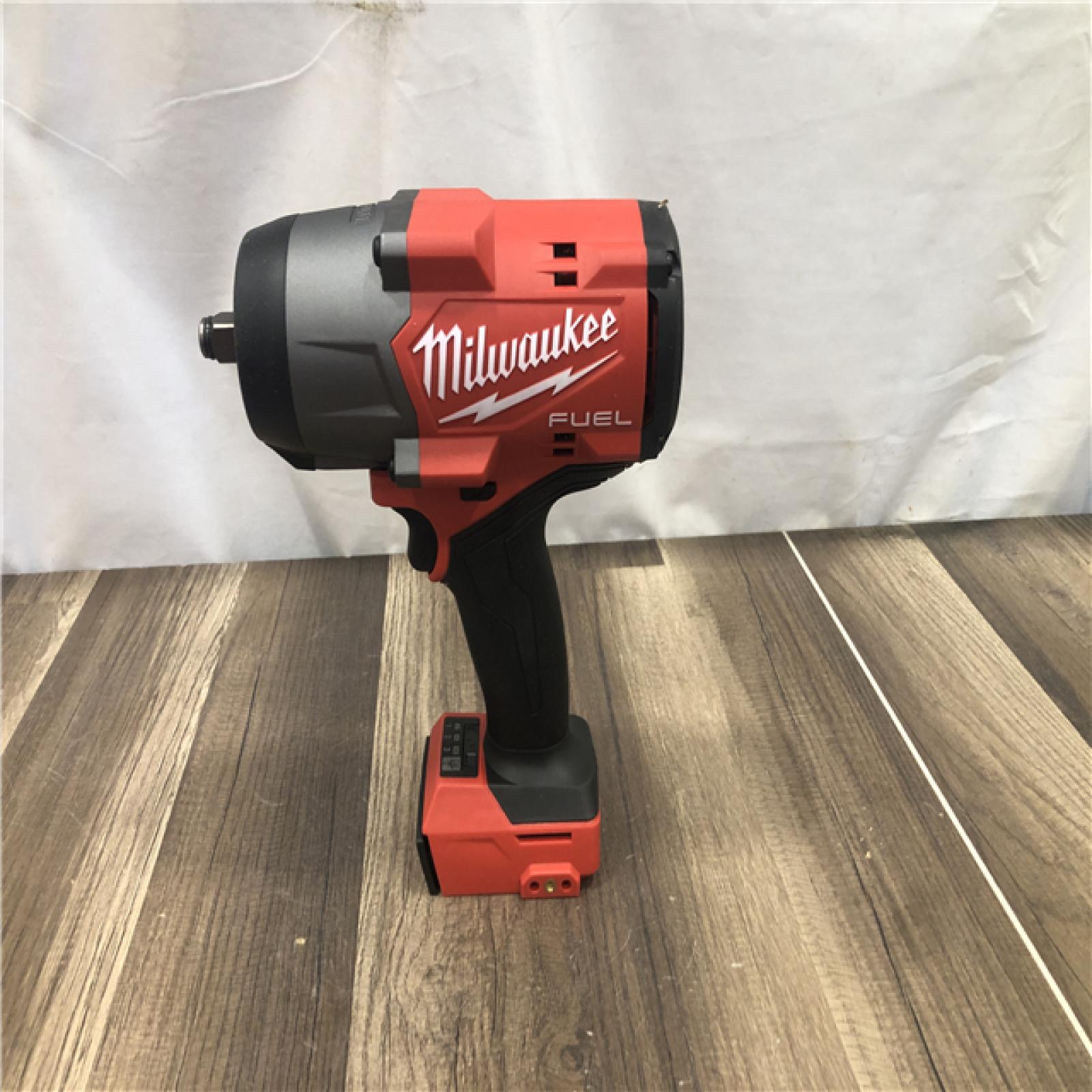 AS-IS Milwaukee FUEL 18V Lithium-Ion Brushless Cordless 1/2 in. Impact Wrench w/Friction Ring Kit