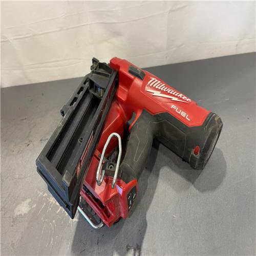 AS-IS - Milwaukee M18 FUEL 3-1/2 in. 18-Volt 30-Degree Lithium-Ion Brushless Cordless Framing Nailer