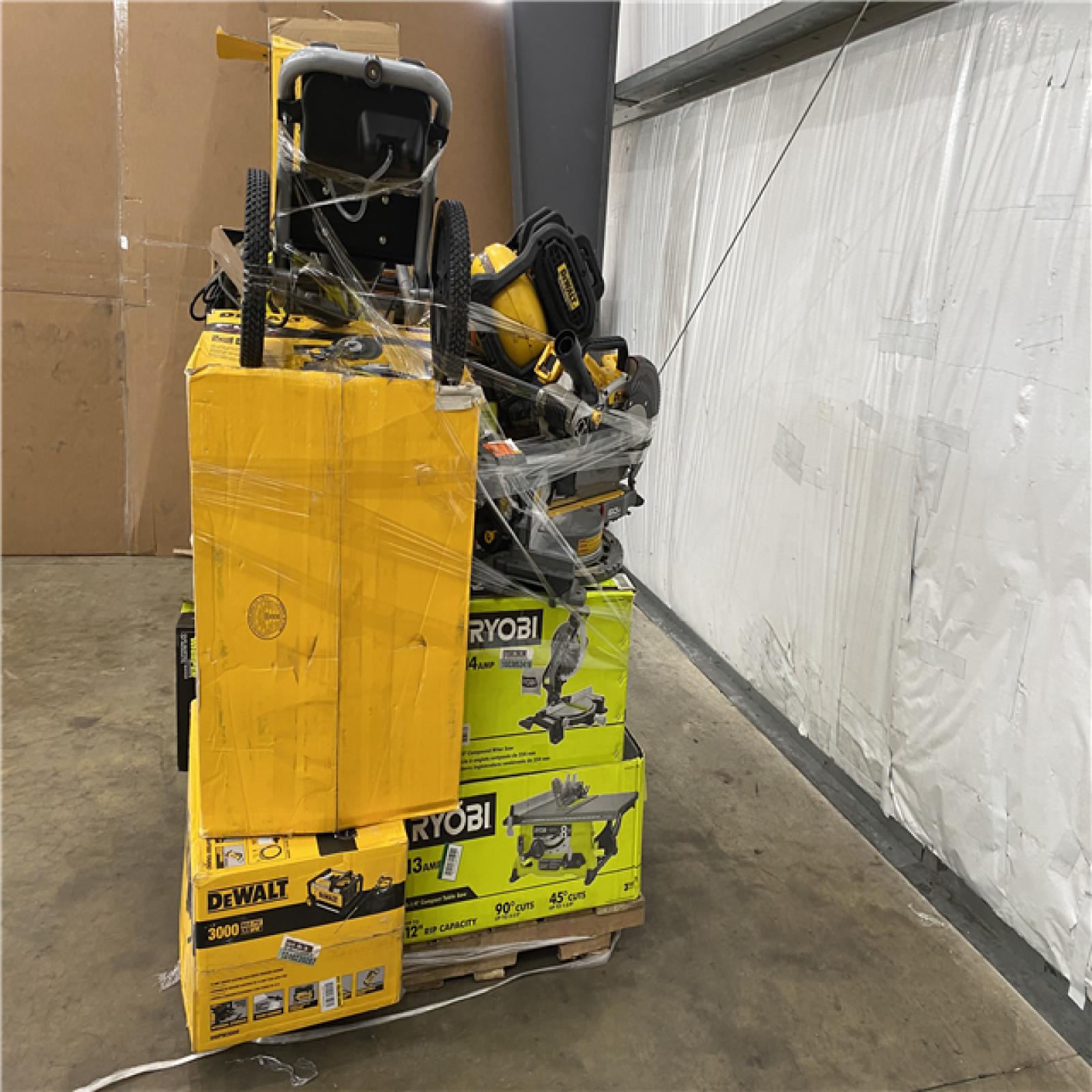Houston Location AS IS - Tool Pallet