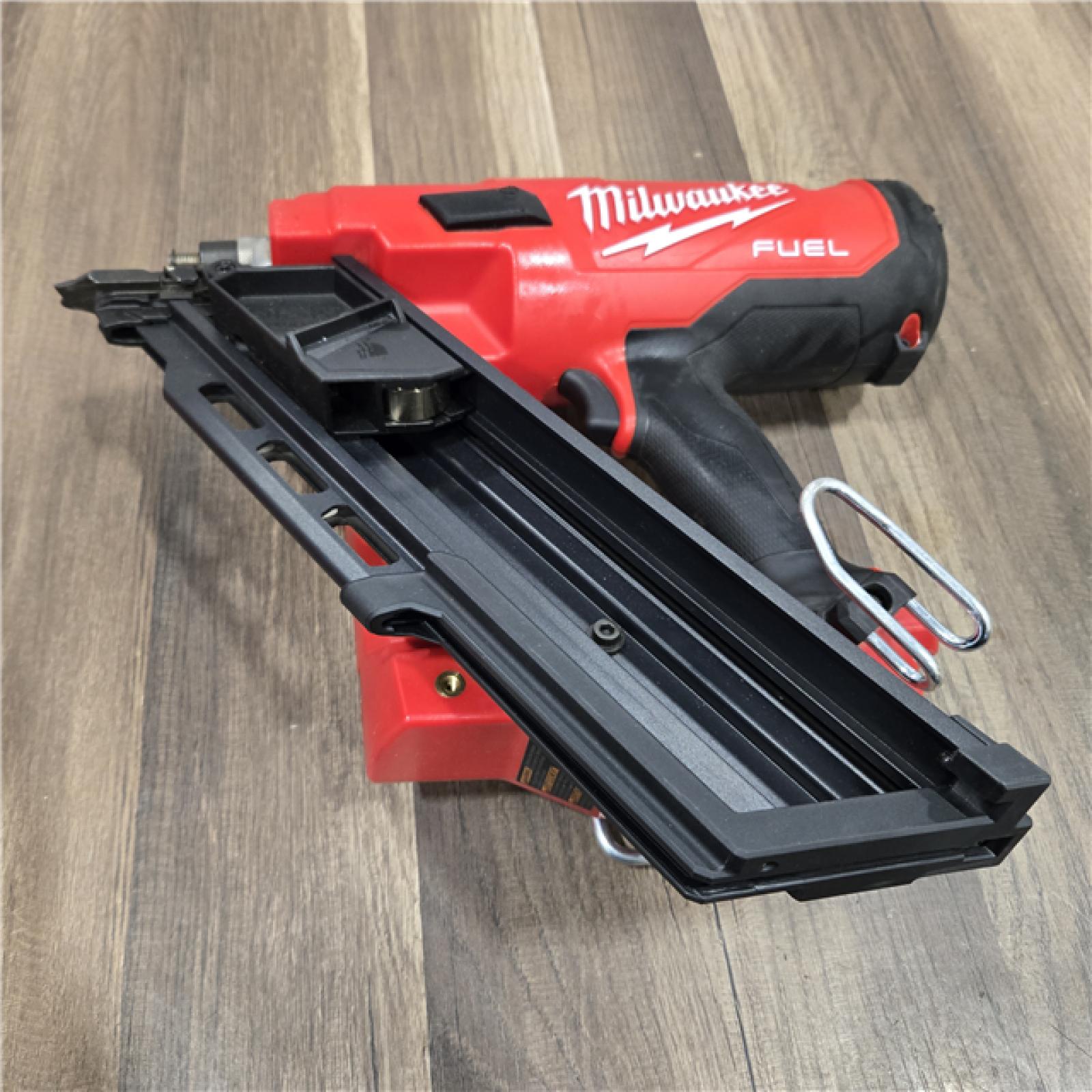 AS-IS Milwaukee 2744-20 M18 FUEL 21-Degree Cordless Framing Nailer (Tool Only)