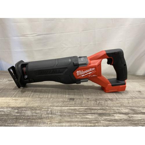 AS-IS Milwaukee FUEL GEN-2 18V Lithium-Ion Brushless Cordless SAWZALL Reciprocating Saw (Tool-Only)