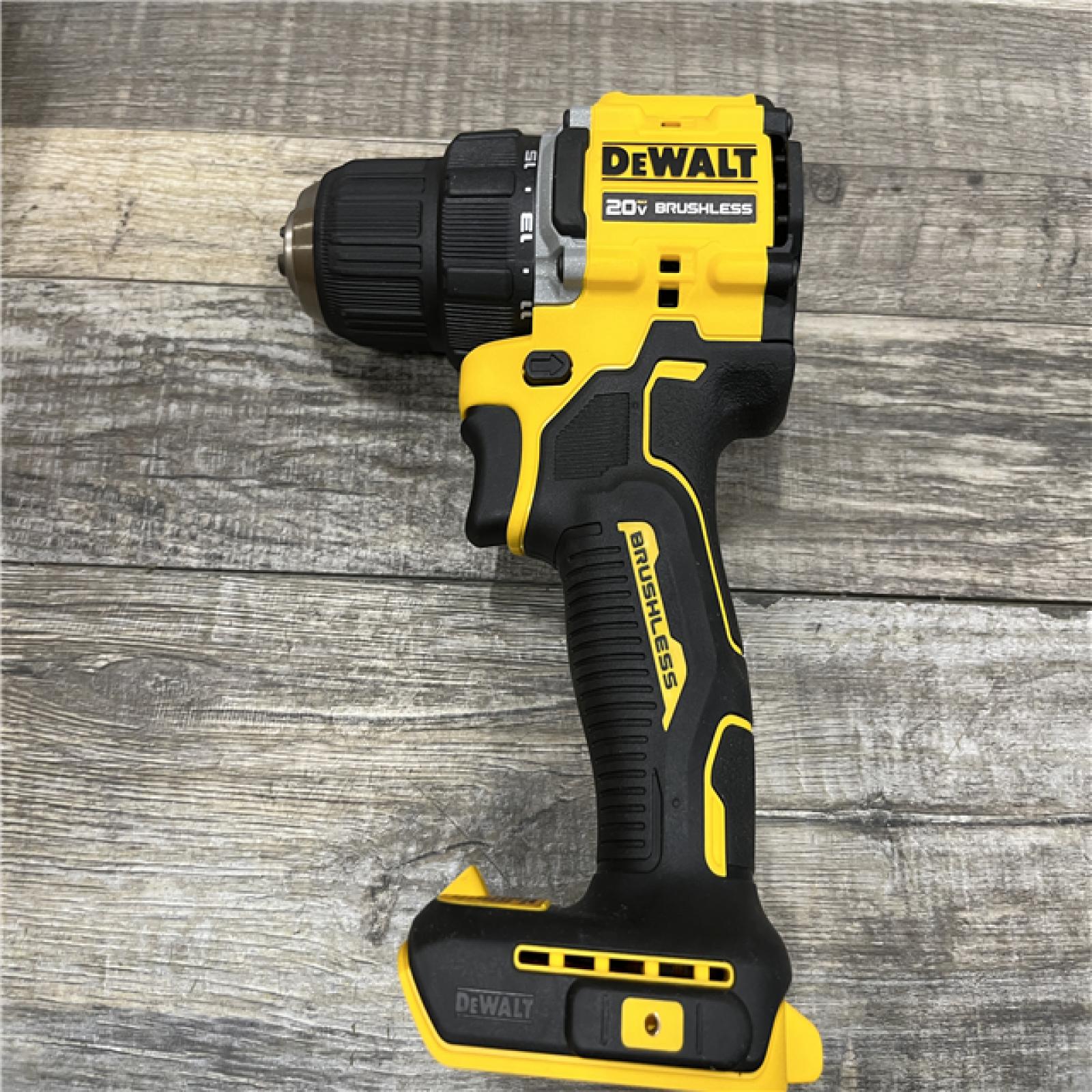 AS-IS DEWALT Atomic 20V Lithium-Ion Cordless Compact 1/2 in. Drill/Driver Kit