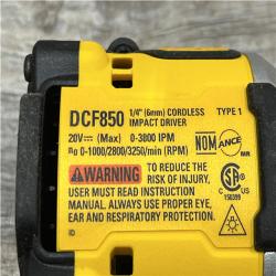 AS-IS DEWALT ATOMIC 20V MAX Lithium-Ion Cordless 1/4 in. Brushless Impact Driver Kit