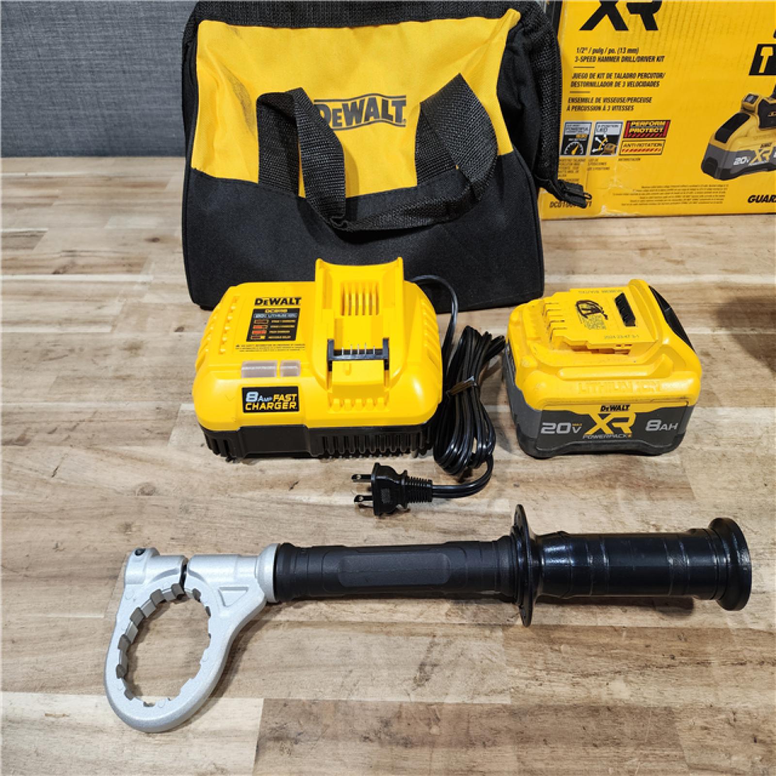 HOUSTON LOCATION - AS-IS DEWALT 20V XR Lithium-Ion Cordless Hammer Drill Kit
