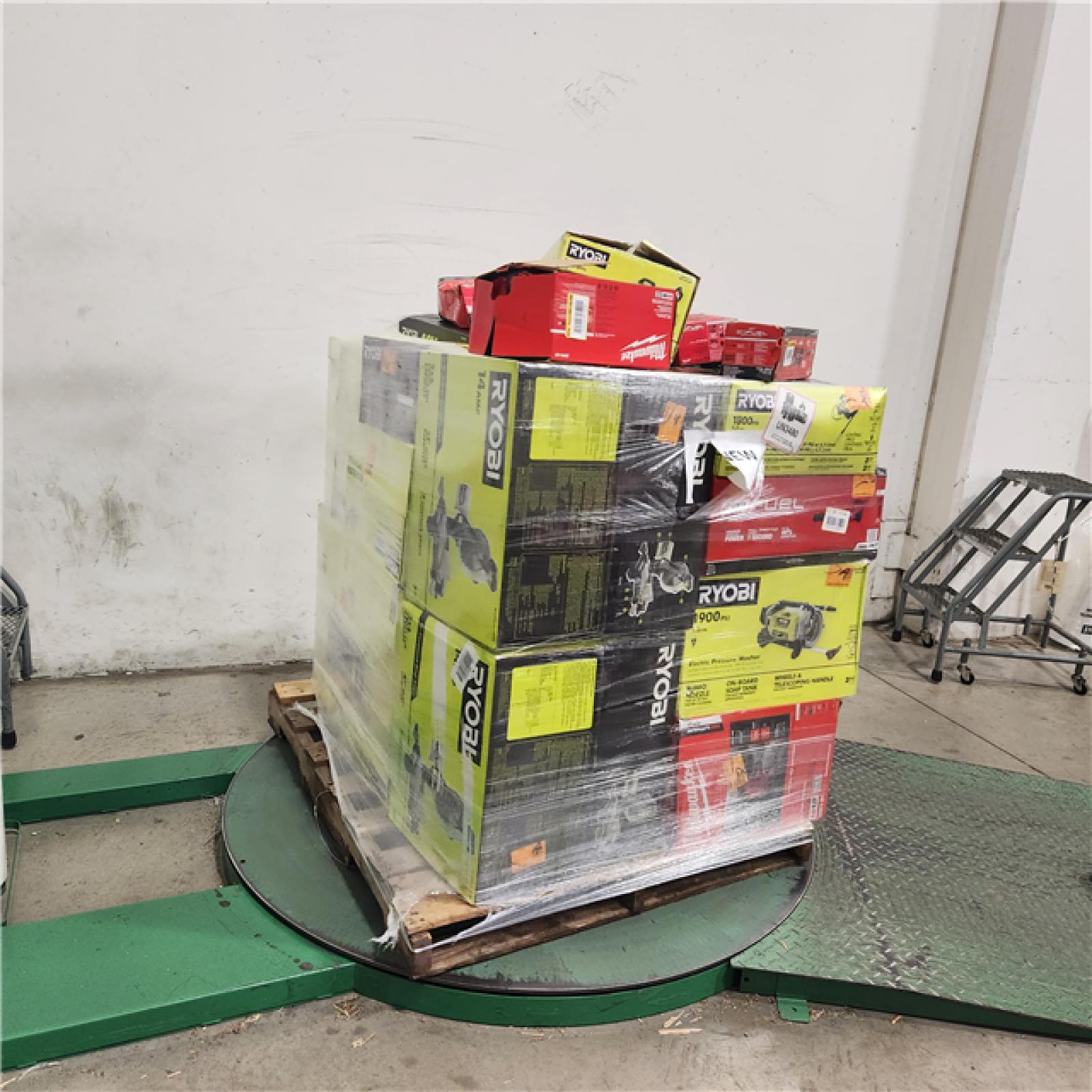 Dallas Location - As-Is Tool Pallet