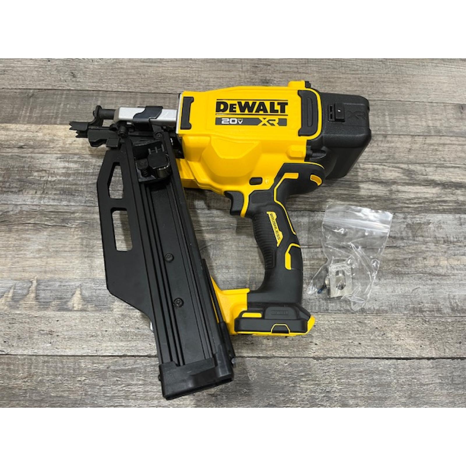 AS-IS DEWALT 20V 30 Degree Cordless Framing Nailer (Tool-Only)