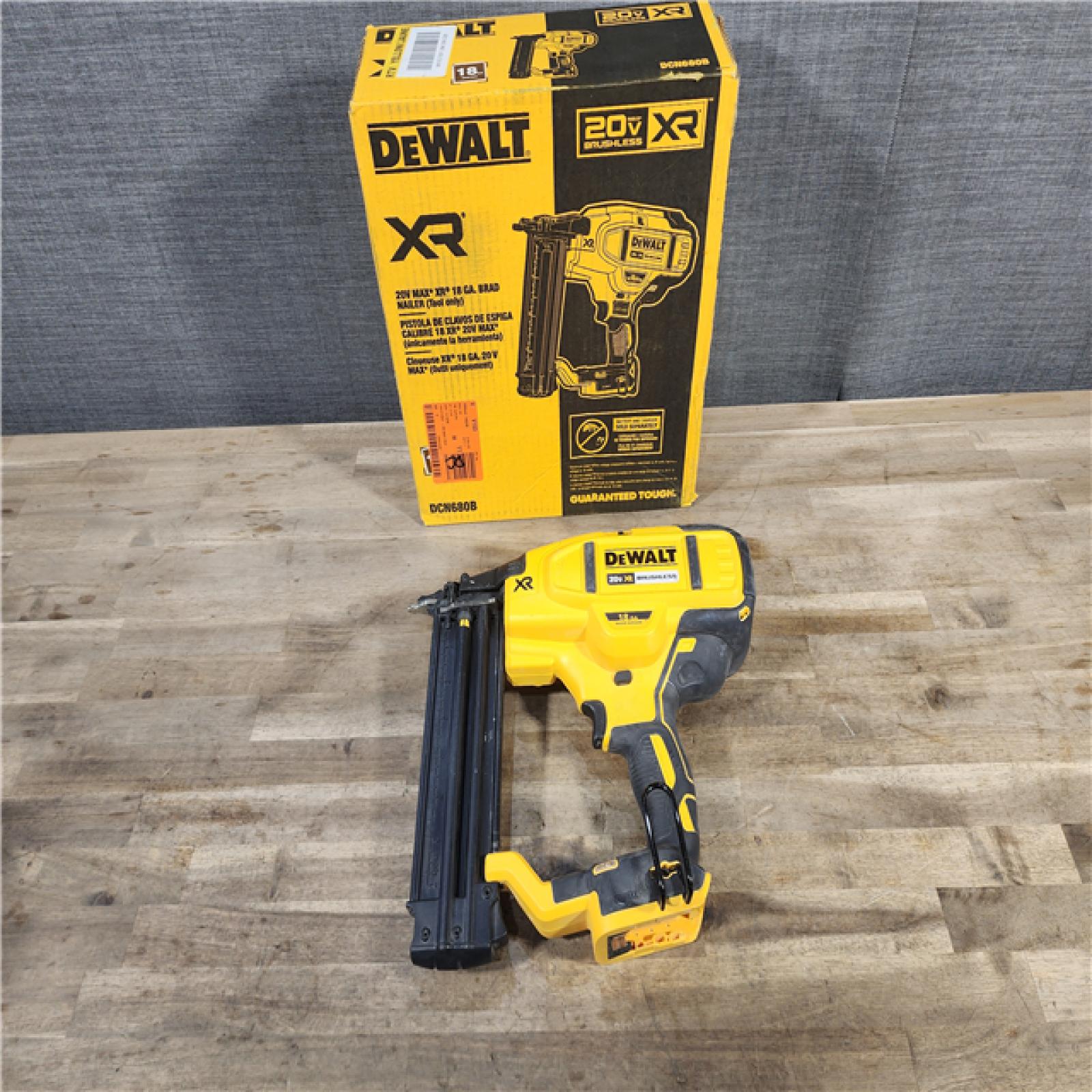 HOUSTON LOCATION - AS-IS DeWalt 20V MAX XR Lithium-Ion Electric Cordless 18-Gauge Brad Nailer (Tool Only)