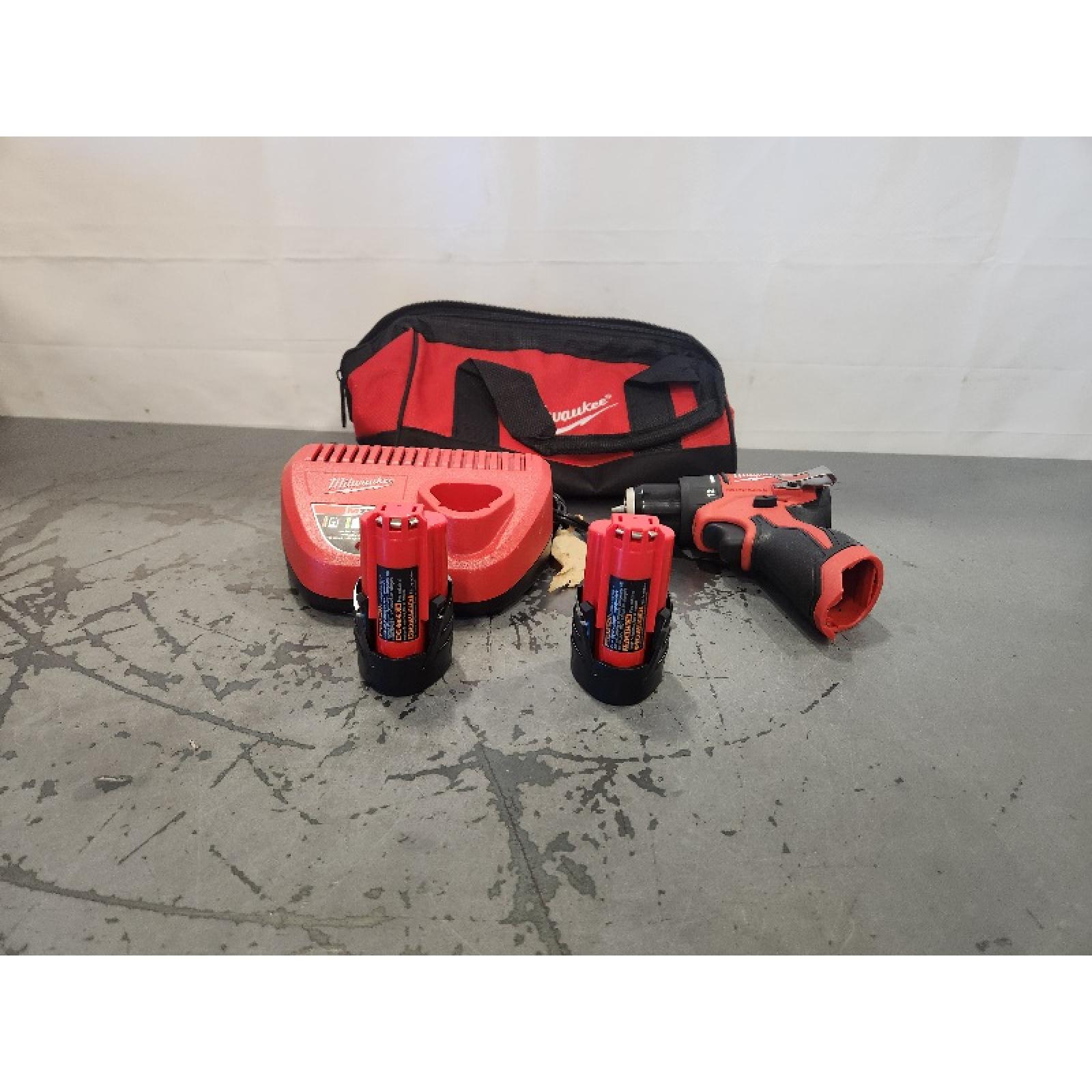 AS-IS- Milwaukee Tool M12 3/8 in. Brushless Cordless Drill/Driver Kit (Battery & Charger)
