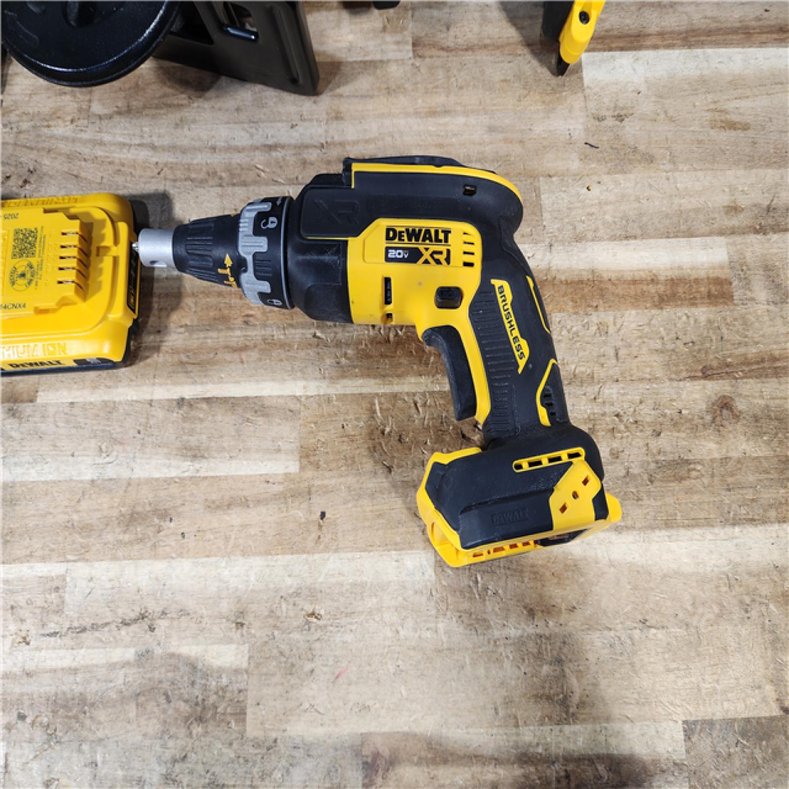 HOUSTON LOCATION - AS - IS DEWALT 3 TOOL COMBO KIT W/ (2) BATTERY & CHARGER