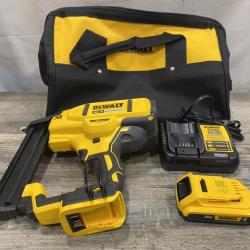 AS-IS DEWALT 20V MAX XR Lithium-Ion Cordless 18-Gauge Narrow Crown Stapler Kit