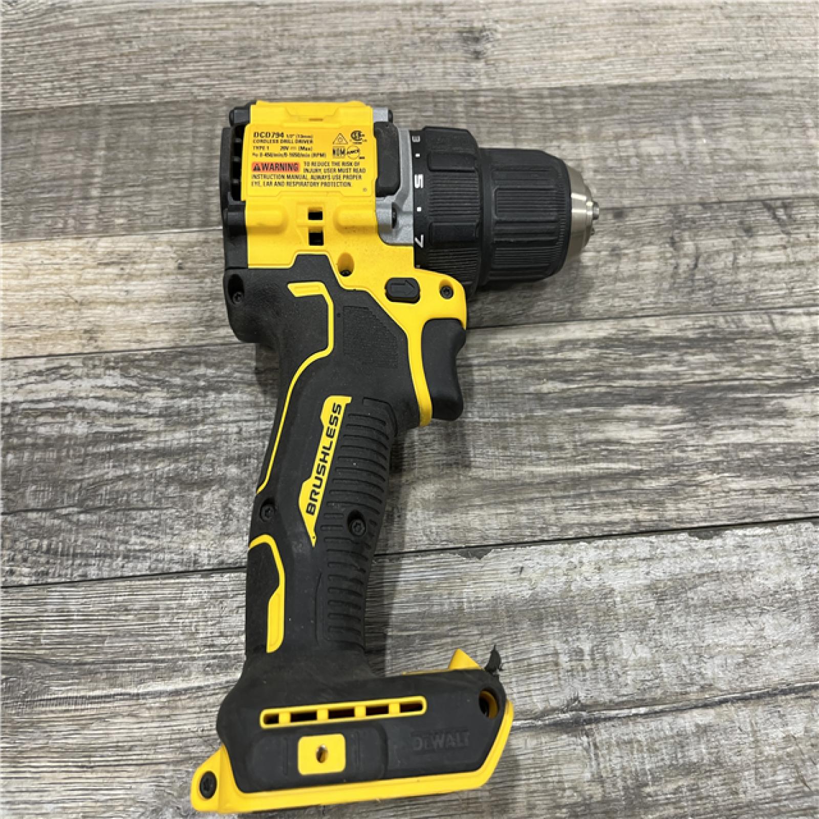 AS-IS DEWALT Atomic 20V Lithium-Ion Cordless Compact 1/2 in. Drill/Driver Kit