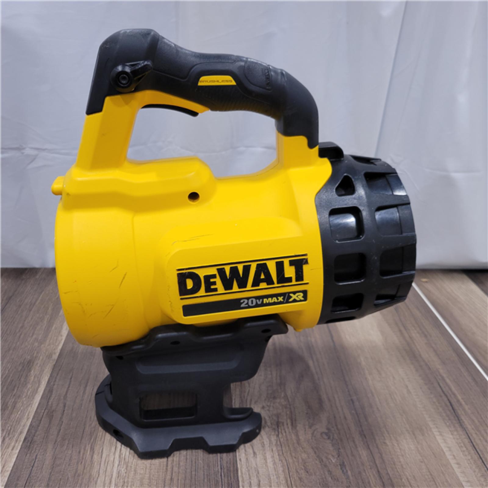 AS-IS DEWALT FLEXVOLT 60V MAX 160 MPH 760 CFM Brushless Cordless  and Charger