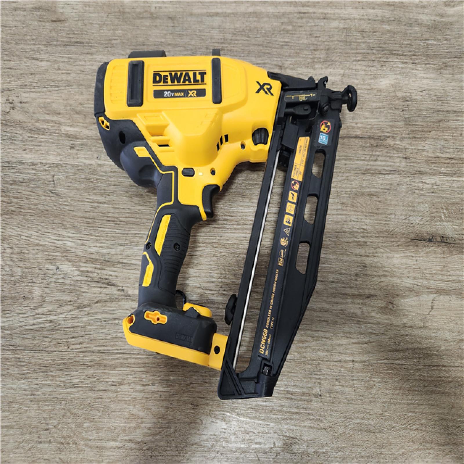 Phoenix Location NEW DEWALT 20V MAX XR LithiumIon Electric Cordless 16