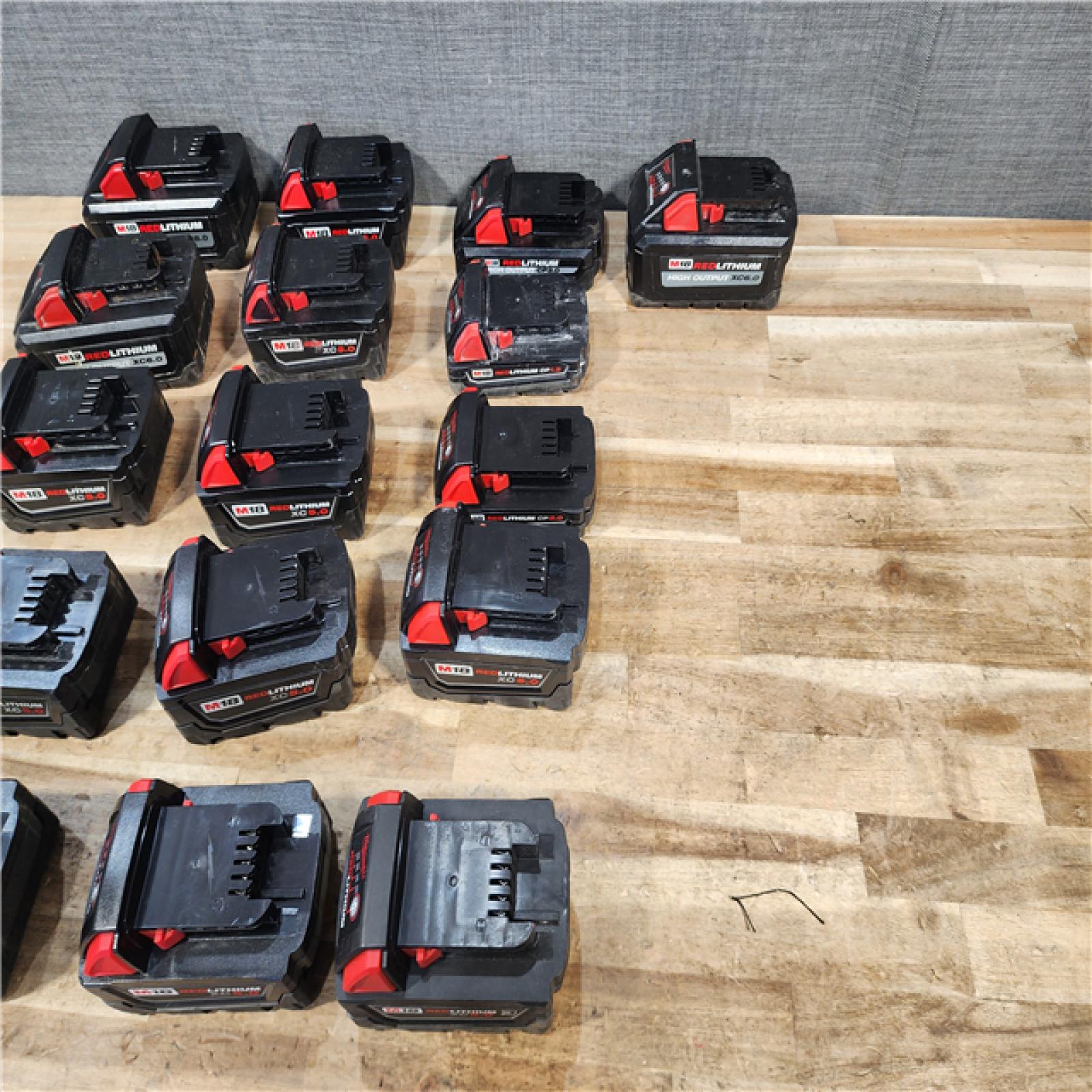 HOUSTON LOCATION - AS - IS MILWAUKEE BATTERY PACK QTY - 16