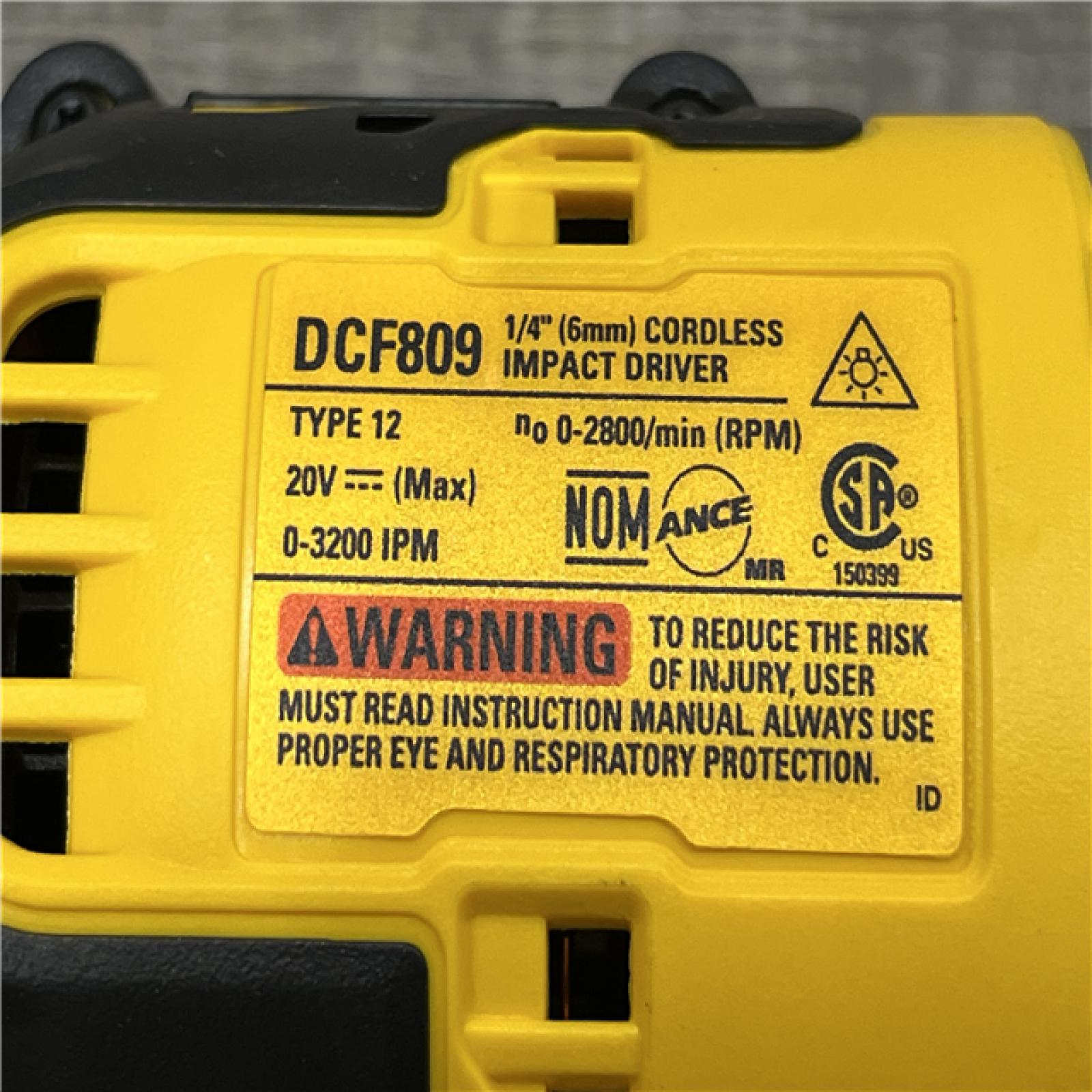 AS-IS DEWALT Atomic 20V Max Lithium-Ion Brushless Cordless Compact 1/4 in. Impact Driver Kit