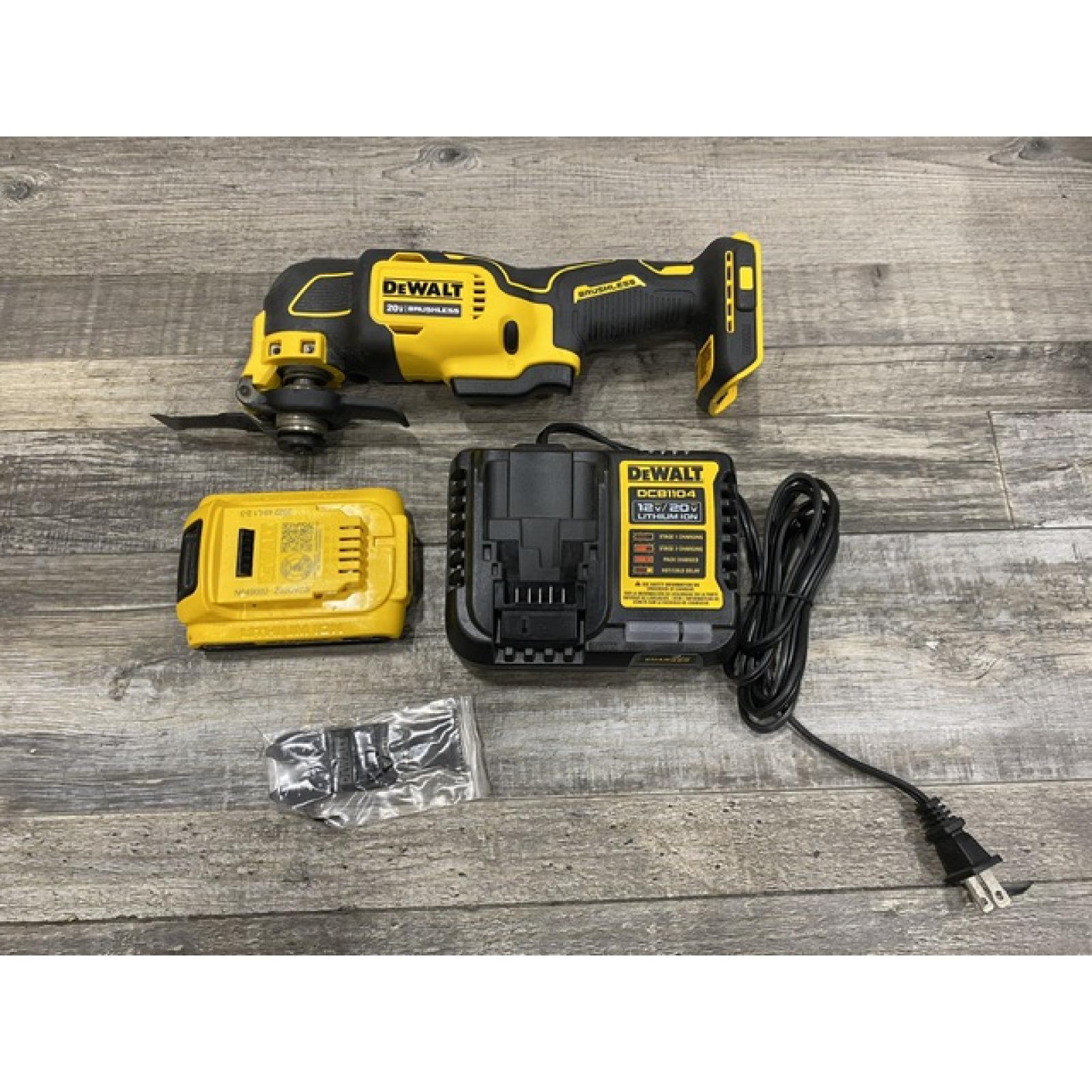 AS-IS DEWALT ATOMIC 20V MAX Cordless Brushless Oscillating Multi Tool Kit