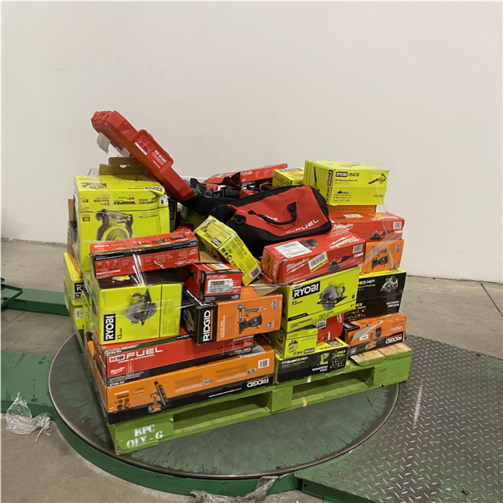 Dallas Location - As-Is Tool Pallet