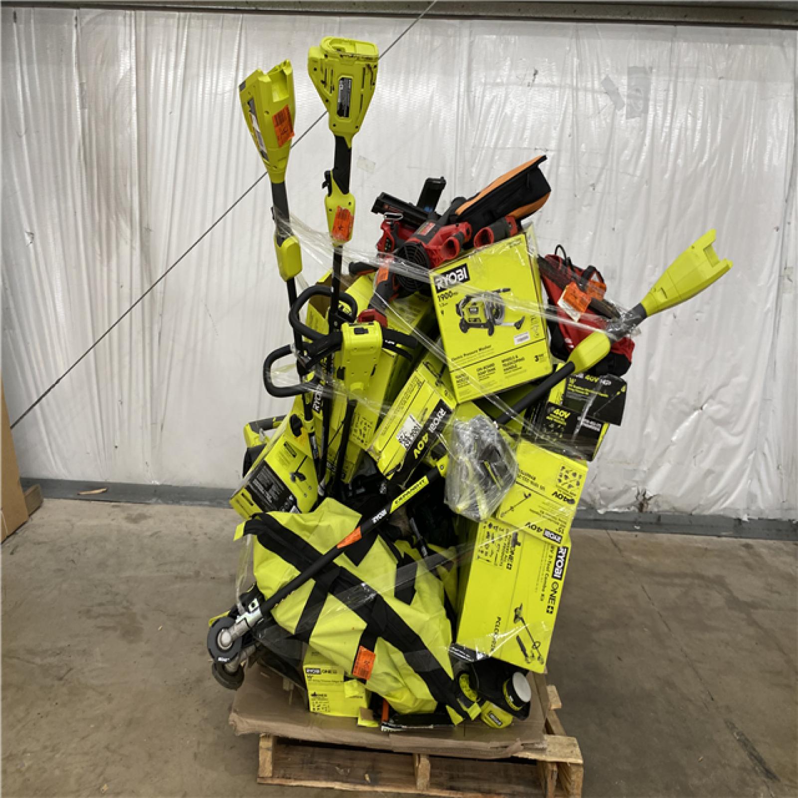 Houston Location AS IS - Tool Pallet