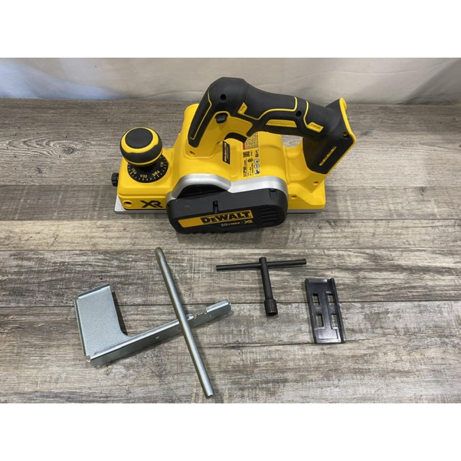 AS-IS DEWALT 20V MAX XR Cordless Brushless 3-1/4 in. Planer (Tool Only)