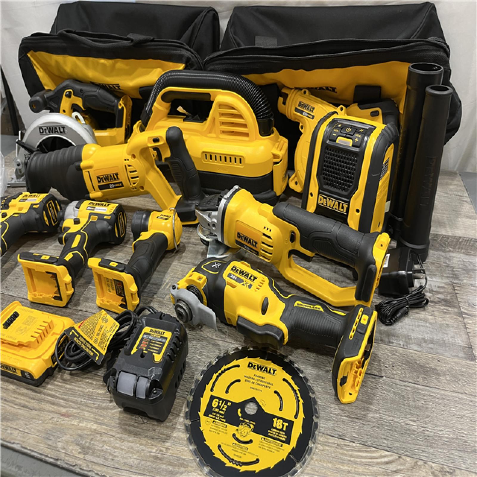 AS-IS DEWALT 20-Volt Max Lithium-Ion (10-Tool) Cordless Combo Kit