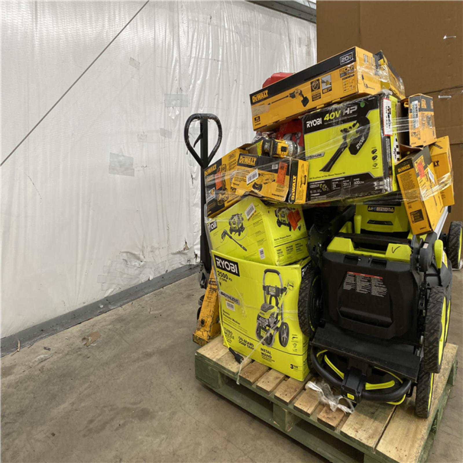 Houston Location AS IS - Tool Pallet