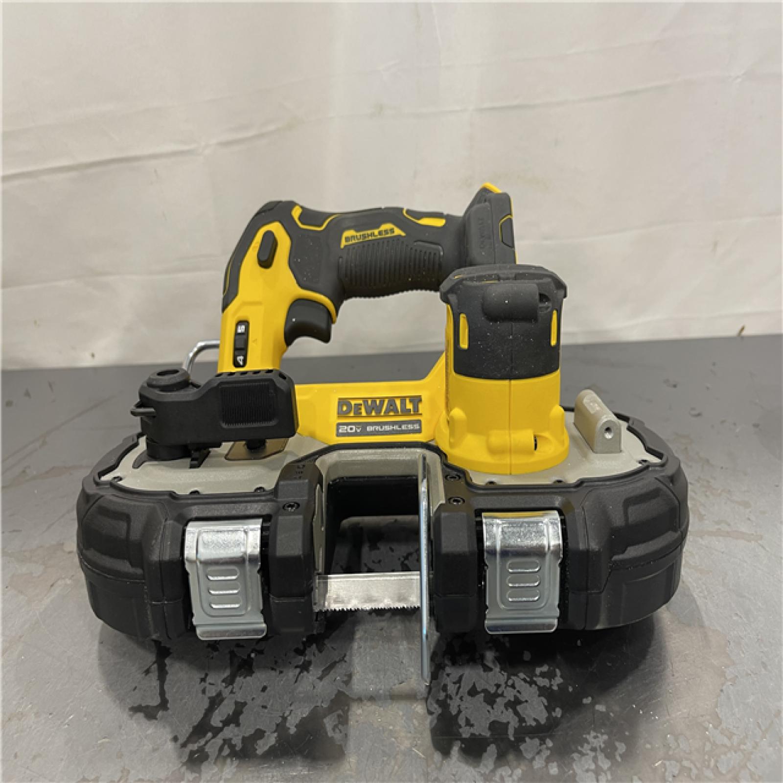 AS-IS- Dewalt DCS377B 20V MAX ATOMIC Brushless Cordless 1-3/4 Compact Bandsaw (Tool-Only)