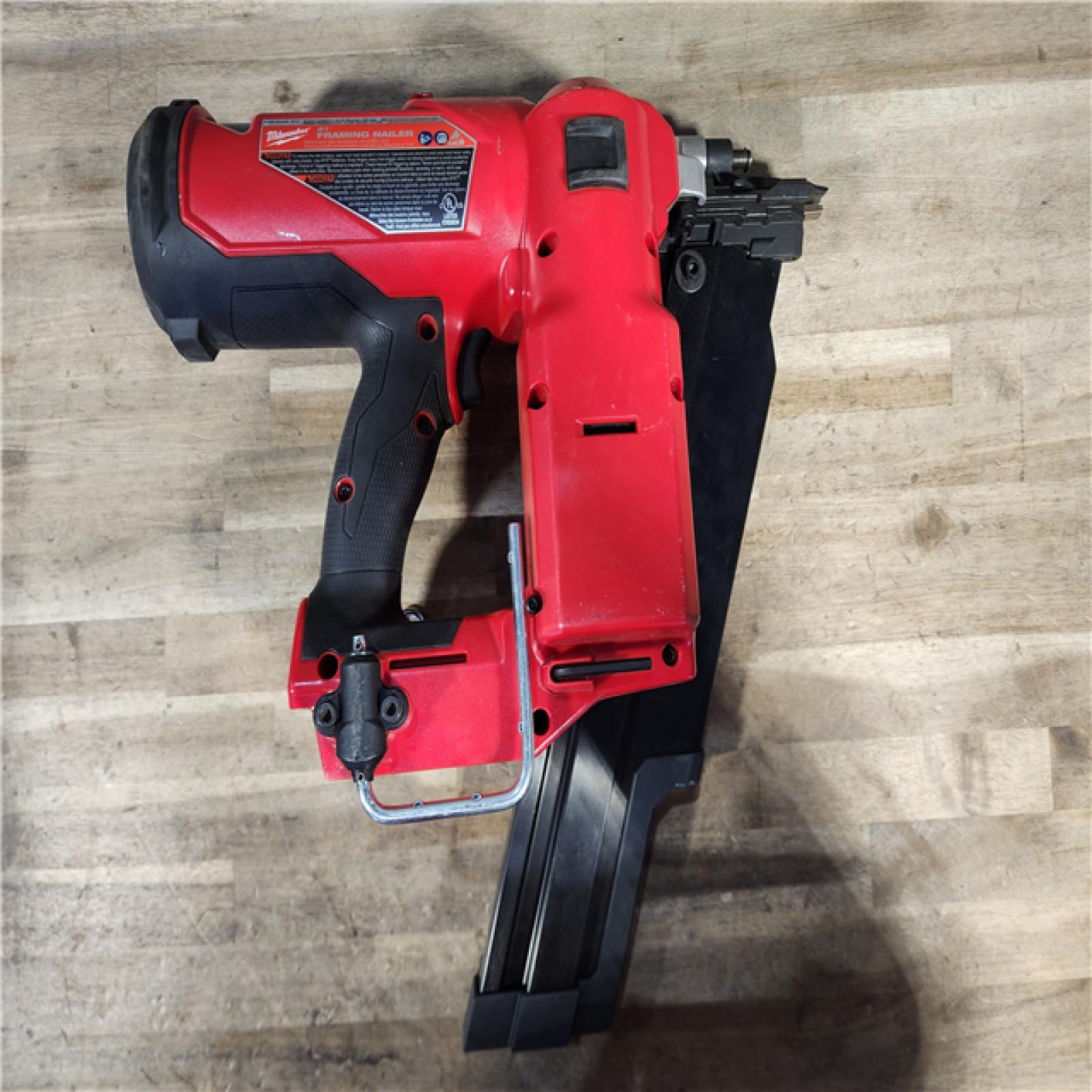 HOUSTON LOCATION - AS-IS MILWAUKEE 21 DEGREE FRAMING NAILER (TOOL ONLY)