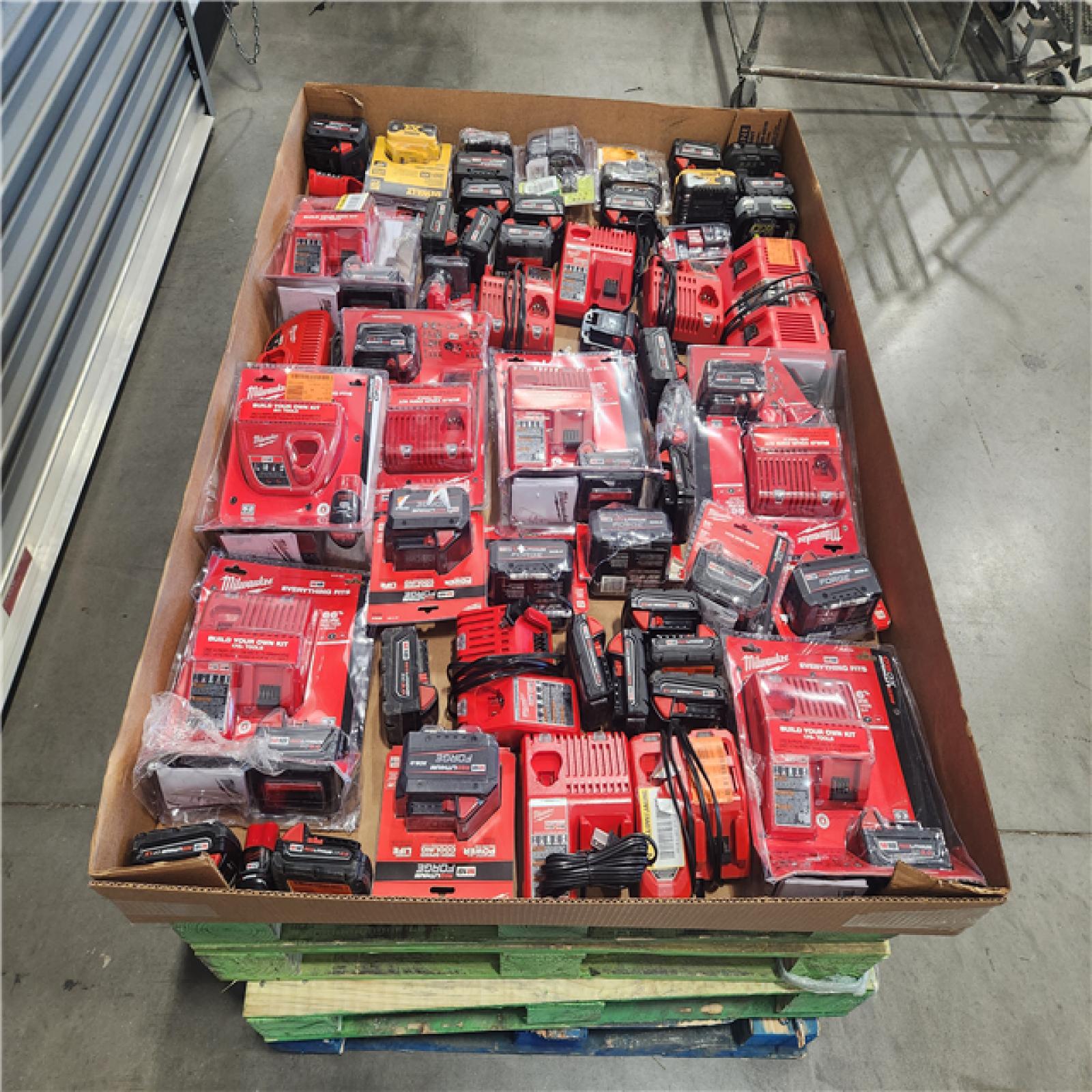 DALLAS LOCATION - AS-IS BATTERY PALLET