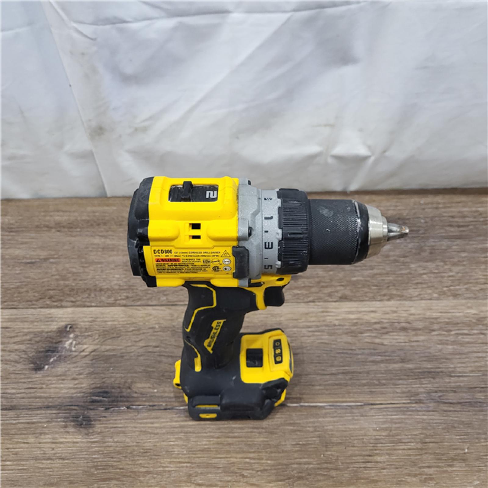 AS-IS DEWALT 20V MAX XR Brushless Cordless 1/2 Drill/Driver Kit