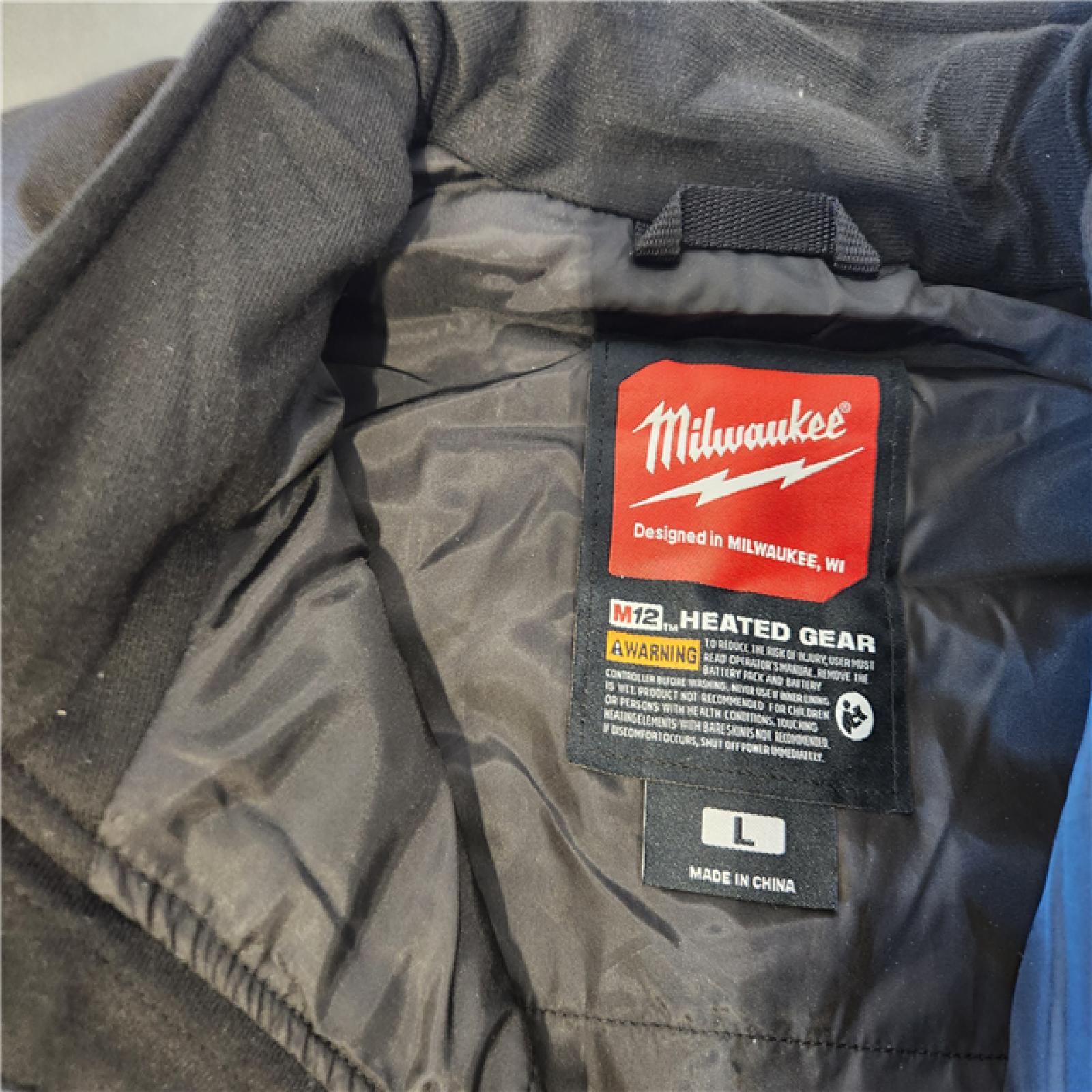 AS-IS- Milwaukee Men's Large M12 12-Volt Lithium-Ion Cordless Axis Black Heated Vest Kit