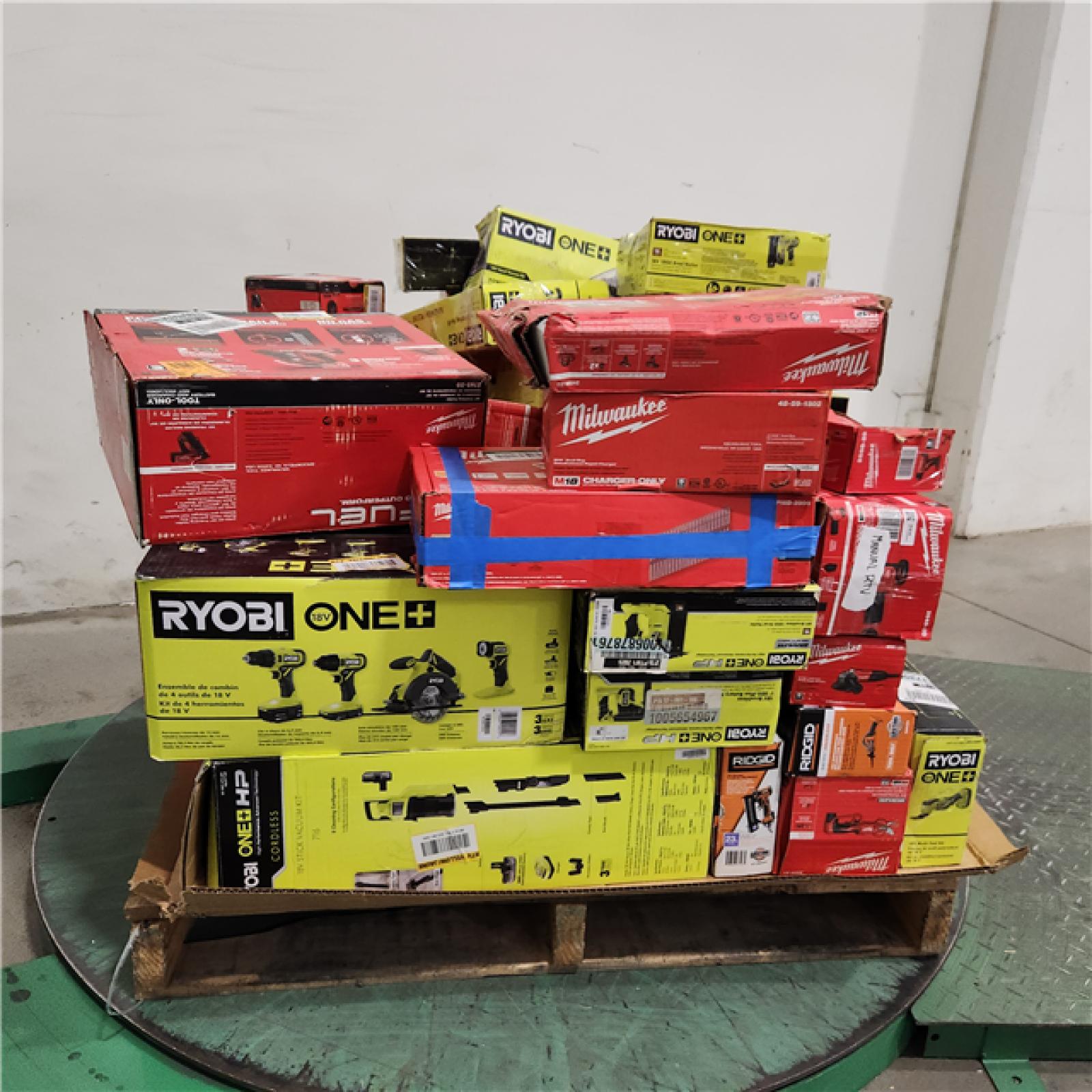 Dallas Location - As-Is Tool Pallet