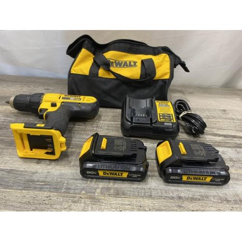 AS-IS DEWALT 20V MAX Cordless 1/2 in. Drill/Driver Kit