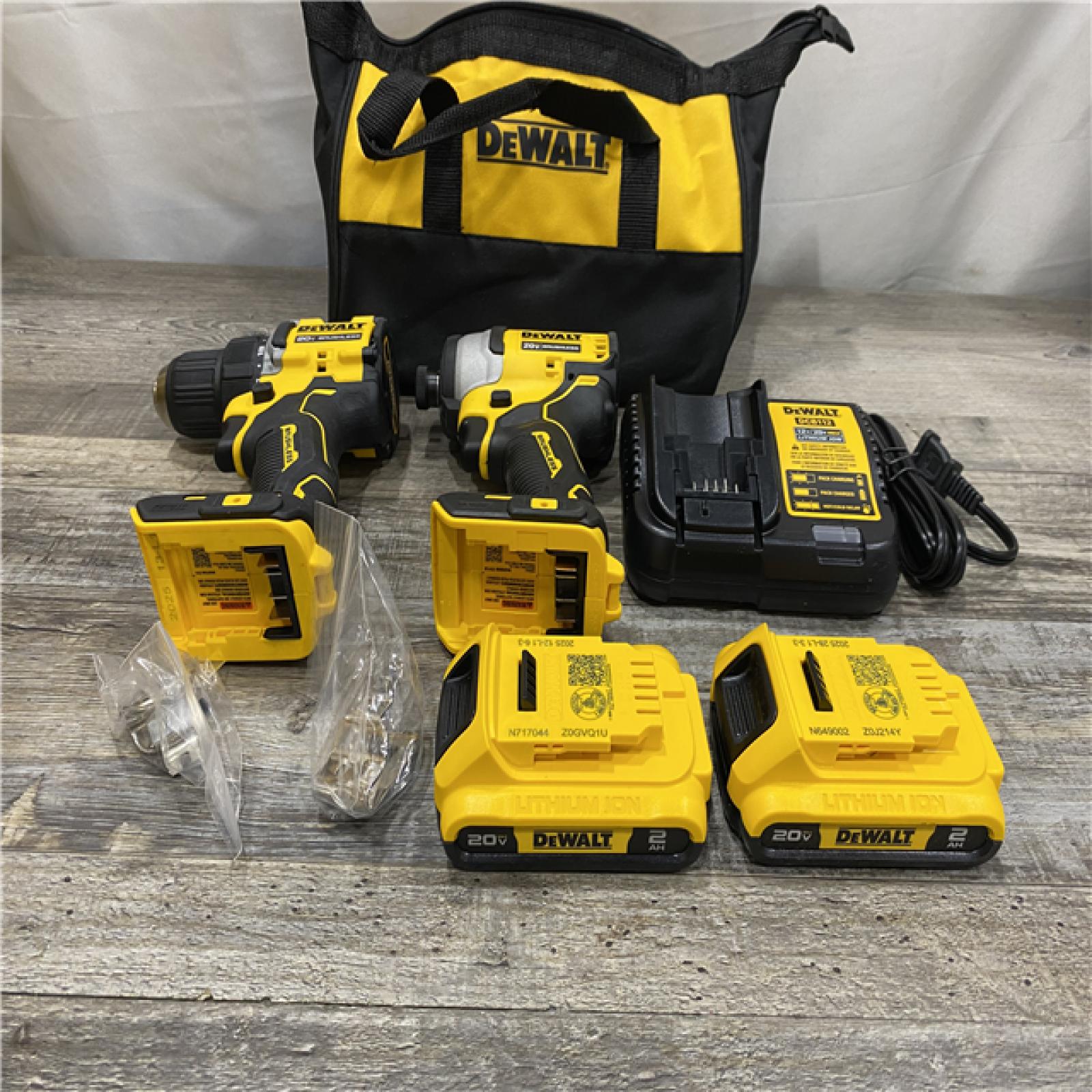 AS-IS DEWALT ATOMIC 20-Volt MAX Lithium-Ion Cordless Combo (2-Tool) Kit