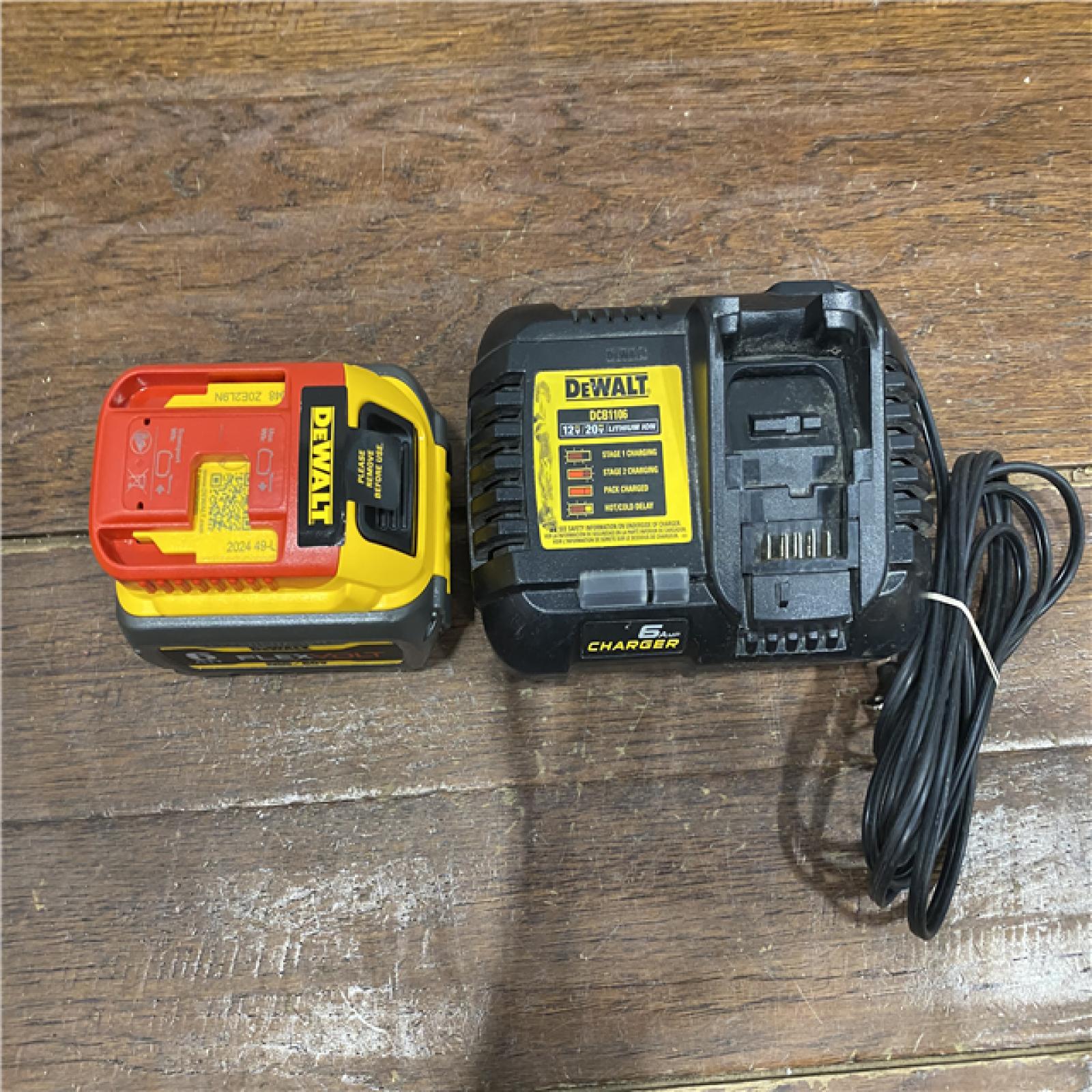 AS-IS DEWALT FLEXVOLT 20V/60V MAX Lithium-Ion 6.0Ah Battery Pack with 6 Amp Output Charger