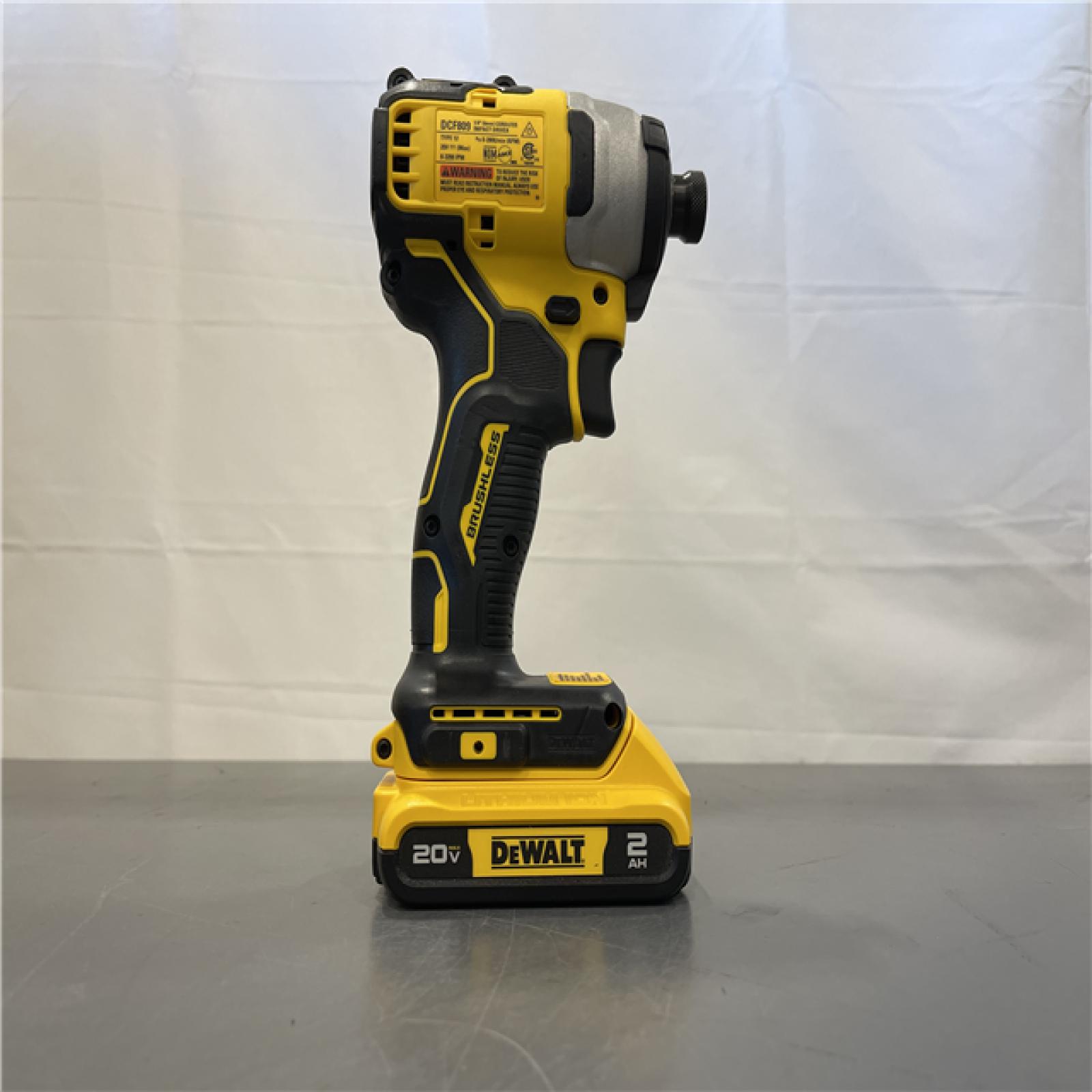 AS-IS - DeWALT ATOMIC 20V MAX Cordless Compact Impact Driver Kit W/ Li-Ion Battery, 1/4, Brushless