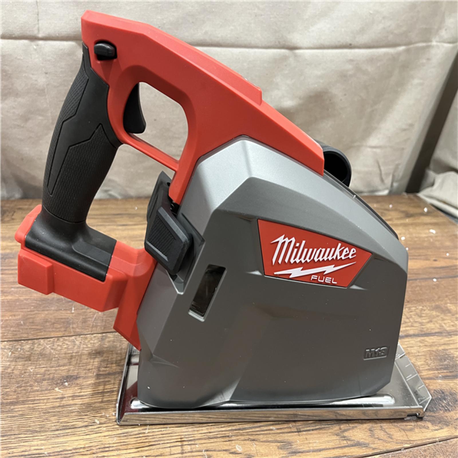 AS-IS Milwaukee M18 FUEL 18-Volt 8 in. Lithium-Ion Brushless Cordless Metal Cutting Circular Saw (Tool-Only)