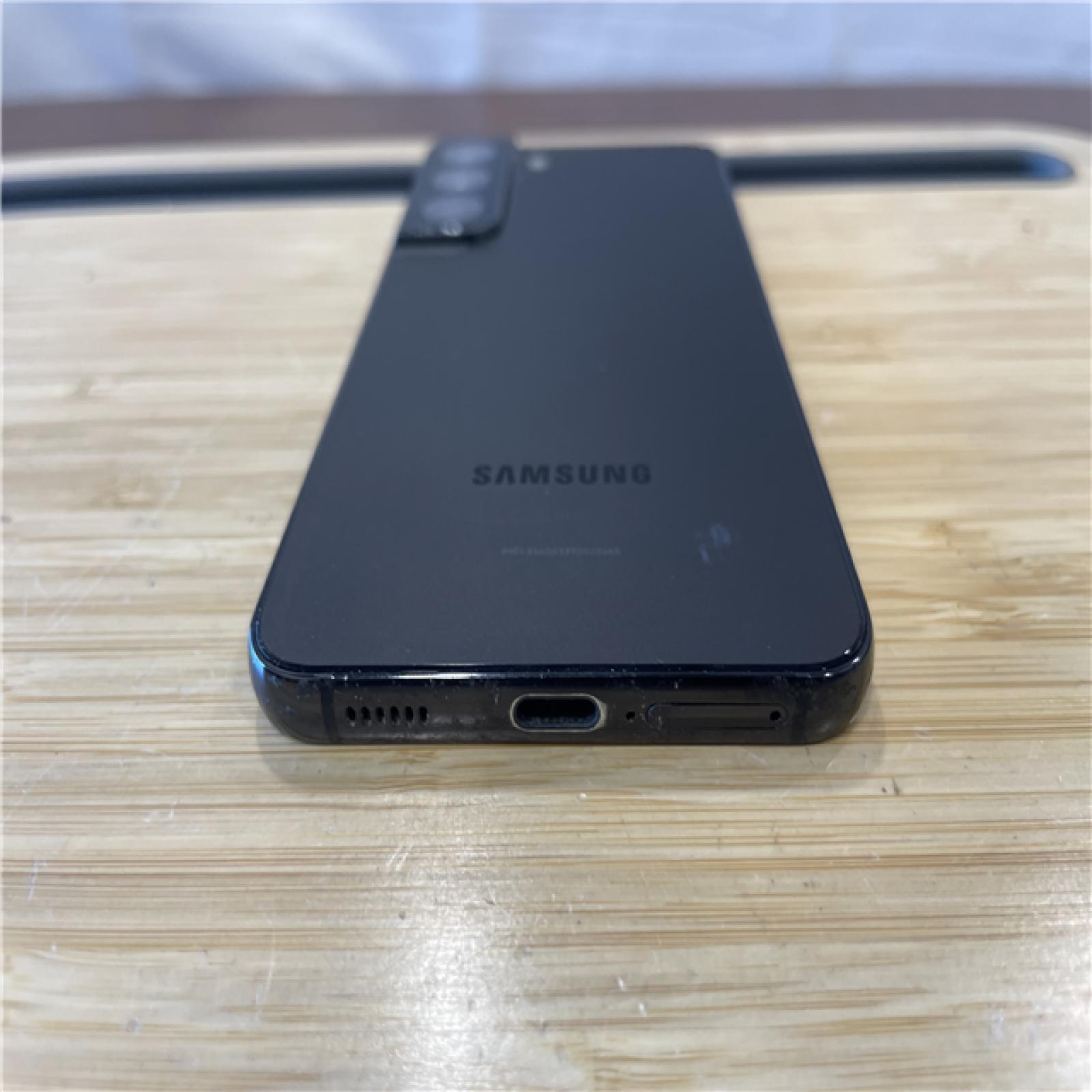 AS-IS Samsung Galaxy S22 5G 128GB - Black