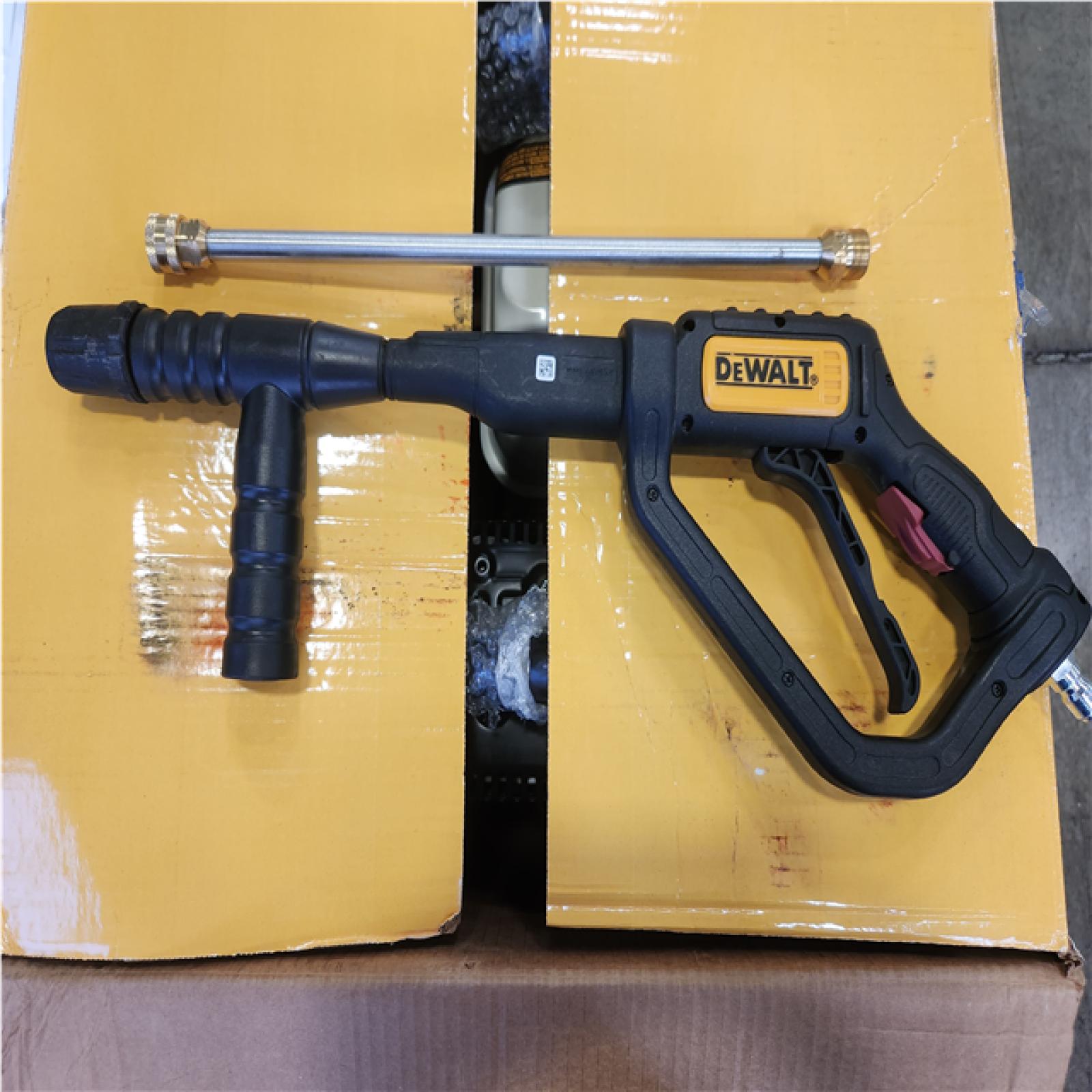 Phoenix NEW DEWALT 3600 PSI 2.5 GPM Cold Water Gas Professional Pressure Washer with HONDA GX200 Engine