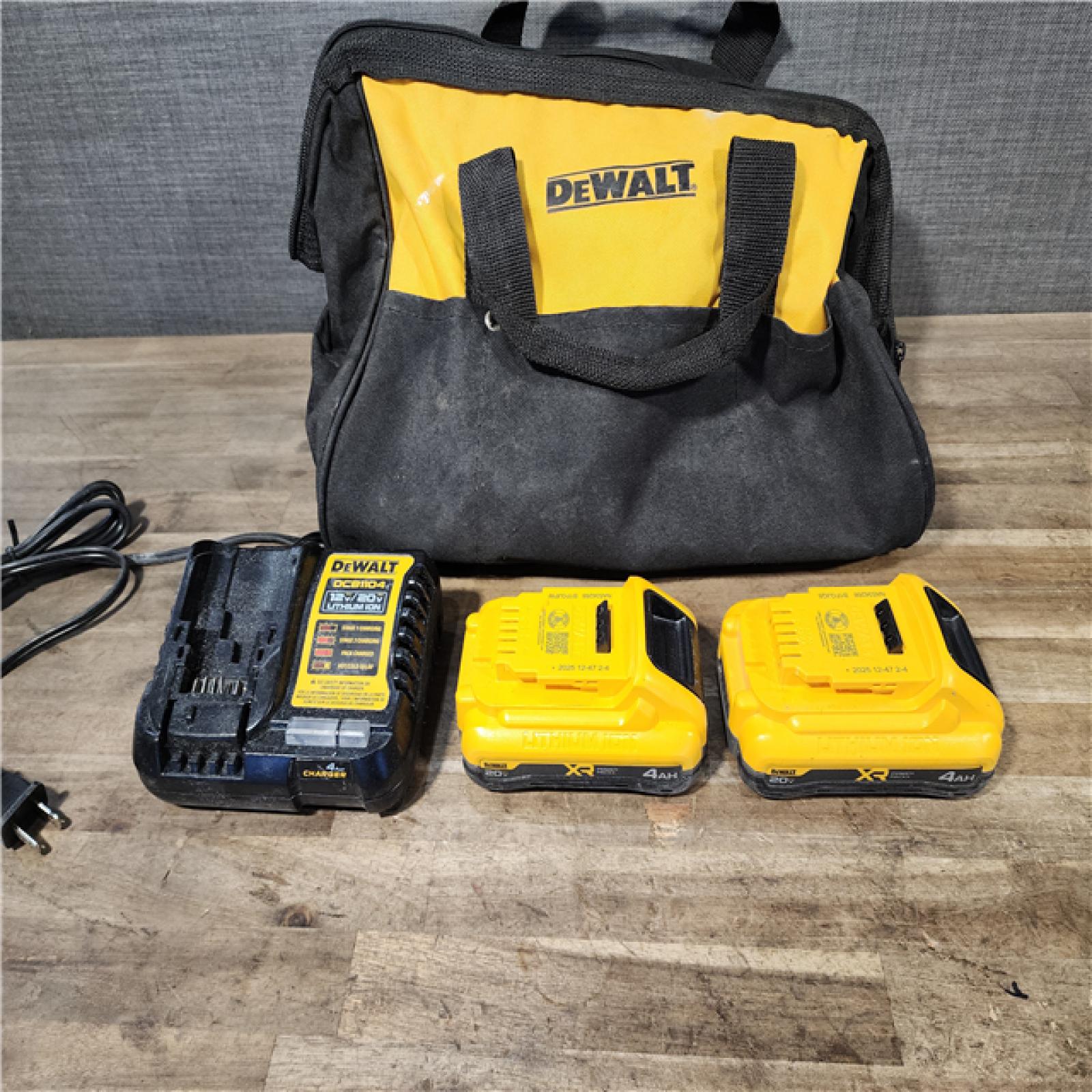 HOUSTON LOCATION - AS-IS DEWALT 2 TOOL COMBO KIT W/ (2) BATTERY & CHARGER