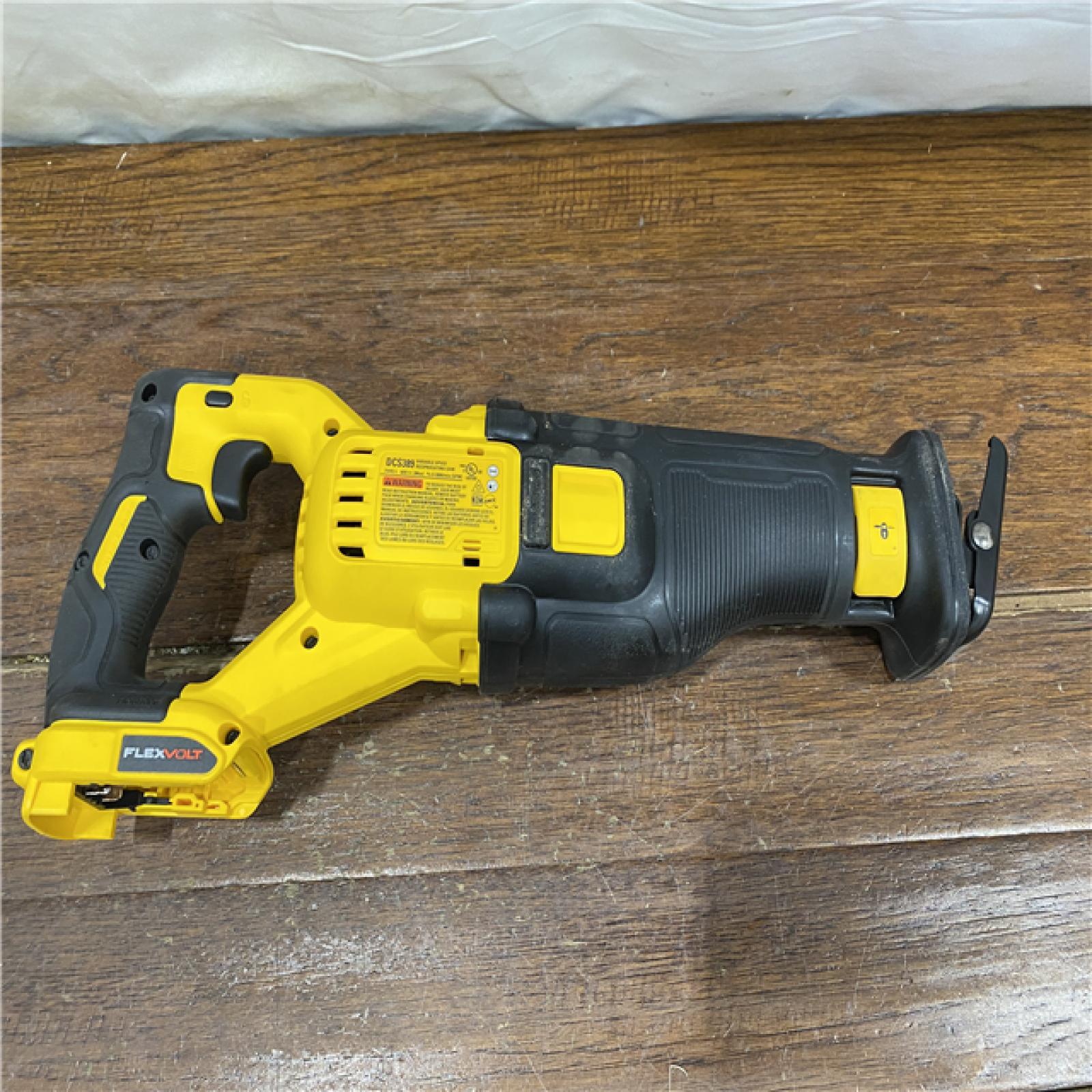AS-IS DeWalt DCS389B FLEXVOLT 60V MAX Cordless Brushless Reciprocating Saw (Tool-Only)