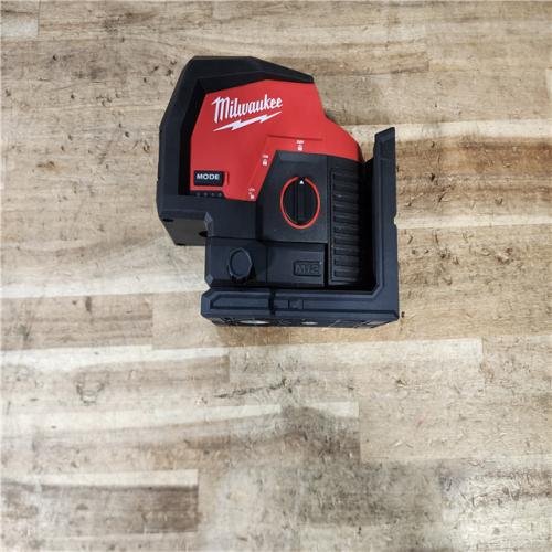 HOUSTON LOCATION - AS - IS Milwaukee 12-Volt Lithium-Ion Cordless Green 125 ft. Cross Line and Plumb Points Laser Level (Tool-Only)