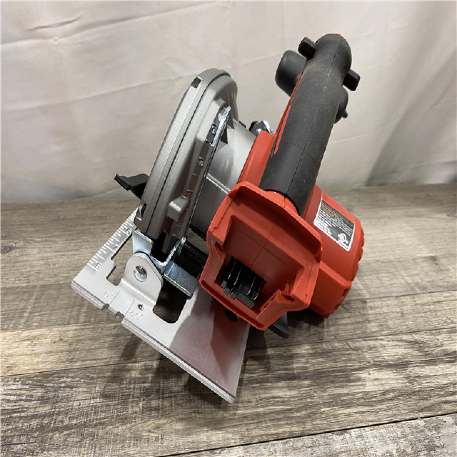 AS-IS Milwaukee 18V Lithium-Ion Cordless 6-1/2 in. Circular Saw (Tool-Only)