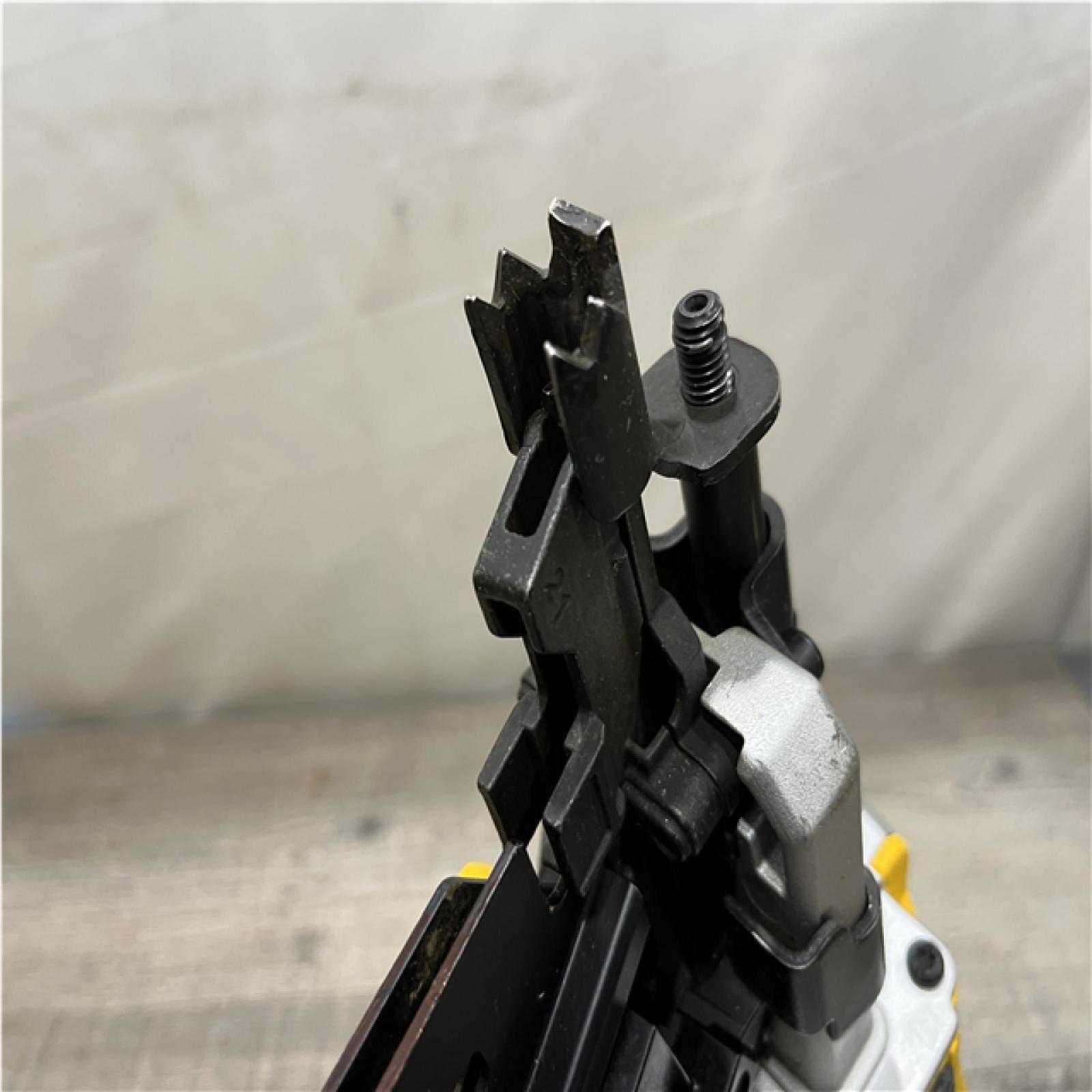 AS-IS DEWALT 20-Volt 21° Cordless Framing Nailer (Tool-Only)