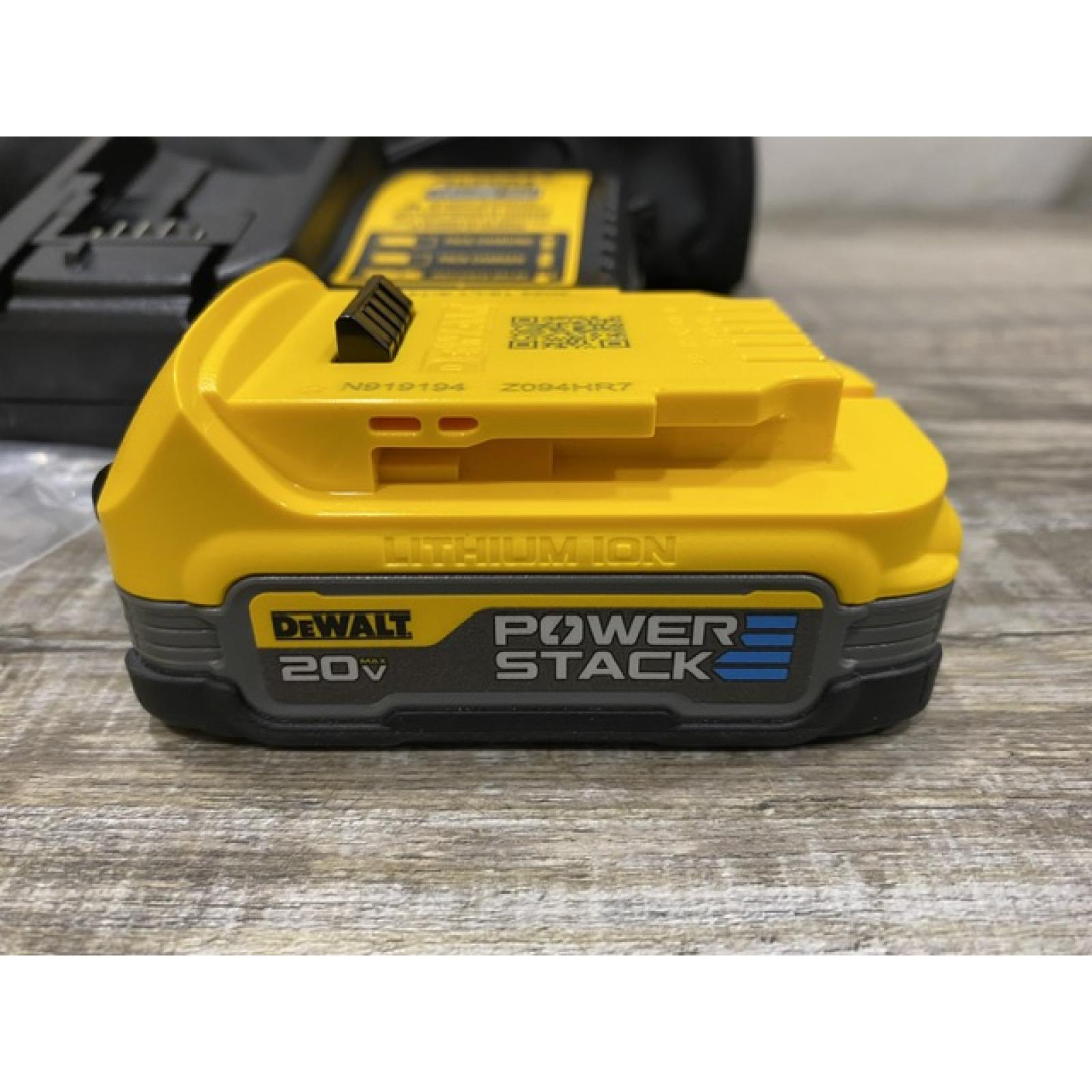AS-IS DEWALT ATOMIC 20V MAX Lithium-Ion Cordless 1/4 in. Brushless Impact Driver Kit