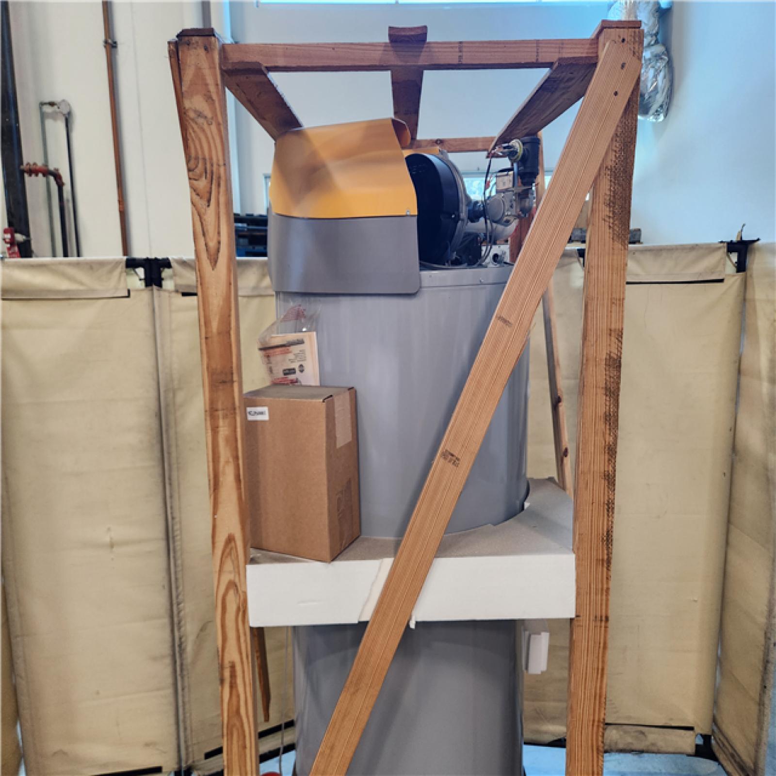 California AS-IS Ao Smith Cyclone 119 Gallon Bth-300 300,000 BTU Cyclone Mxi ASME Commercial Gas Water Heater
