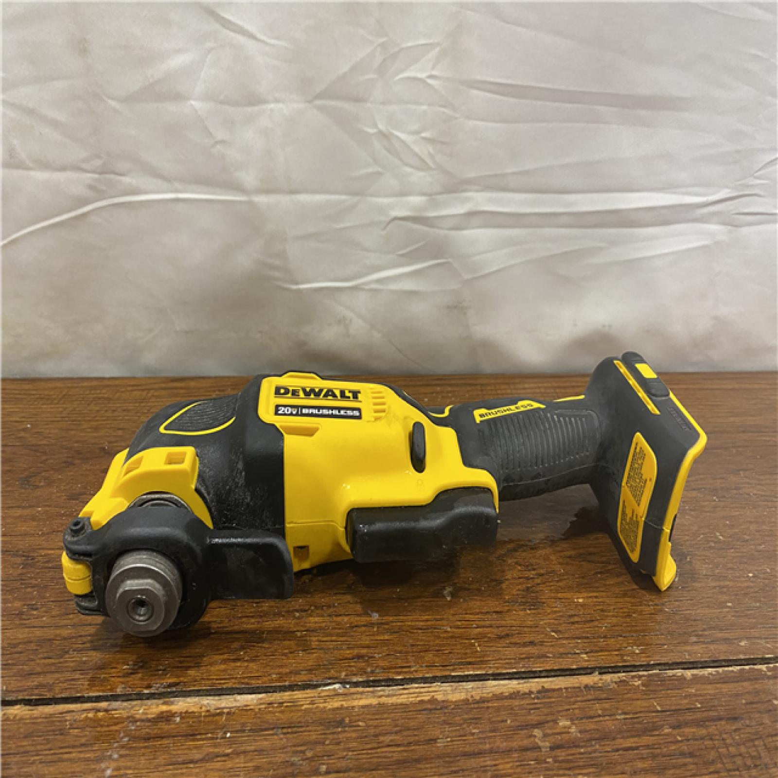 AS-IS DEWALT ATOMIC 20V MAX Cordless Brushless Oscillating Multi Tool (Tool Only)